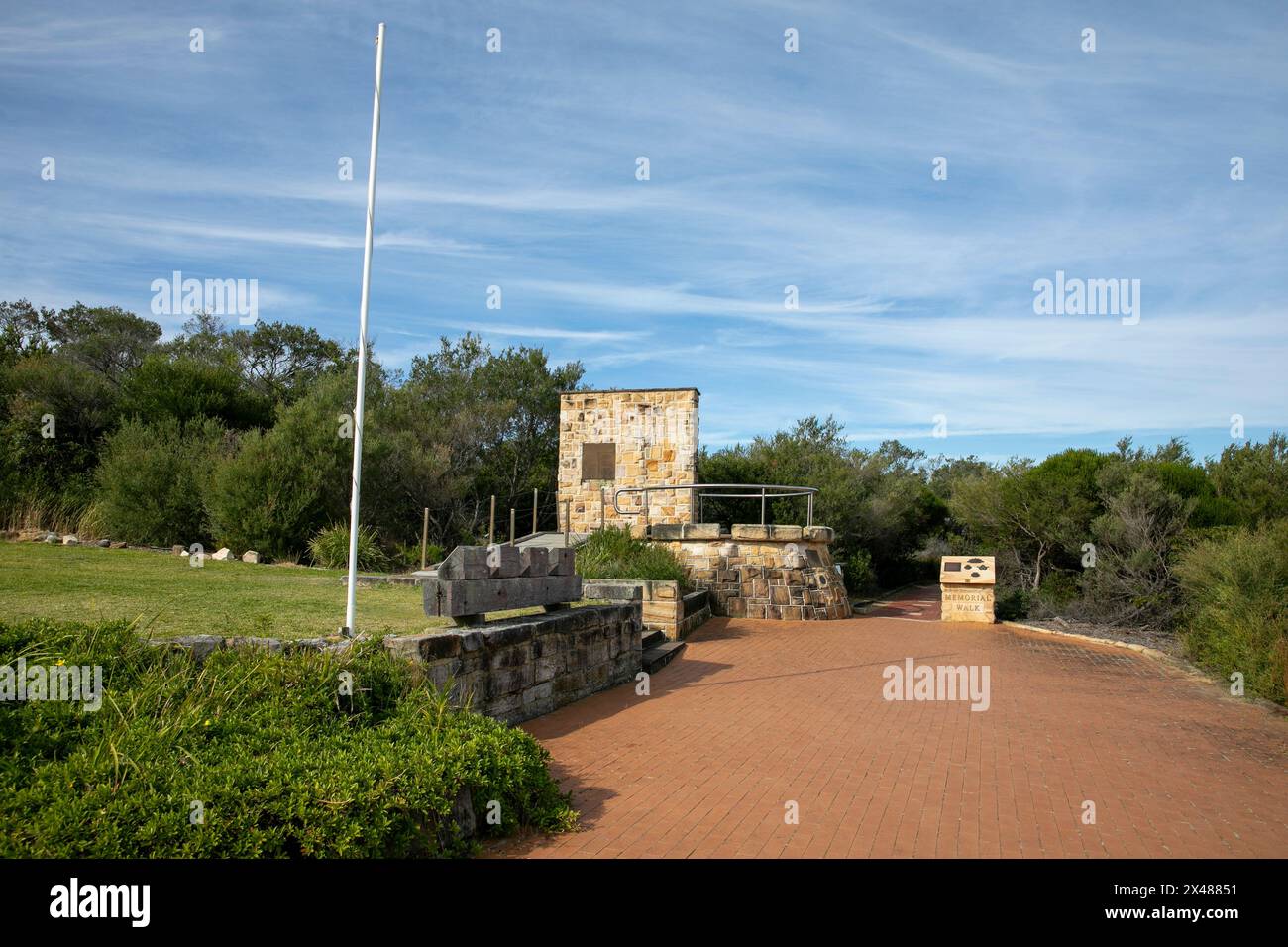 Monumento della difesa di Sydney e targa al Memorial Walk a North Head Manly, Sydney, NSW, Australia Foto Stock