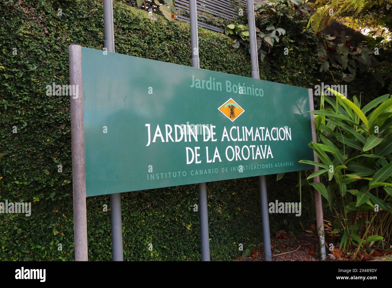 Cartello all'ingresso dei Giardini Botanici, Puerto de la Cruz, Tenerife Foto Stock