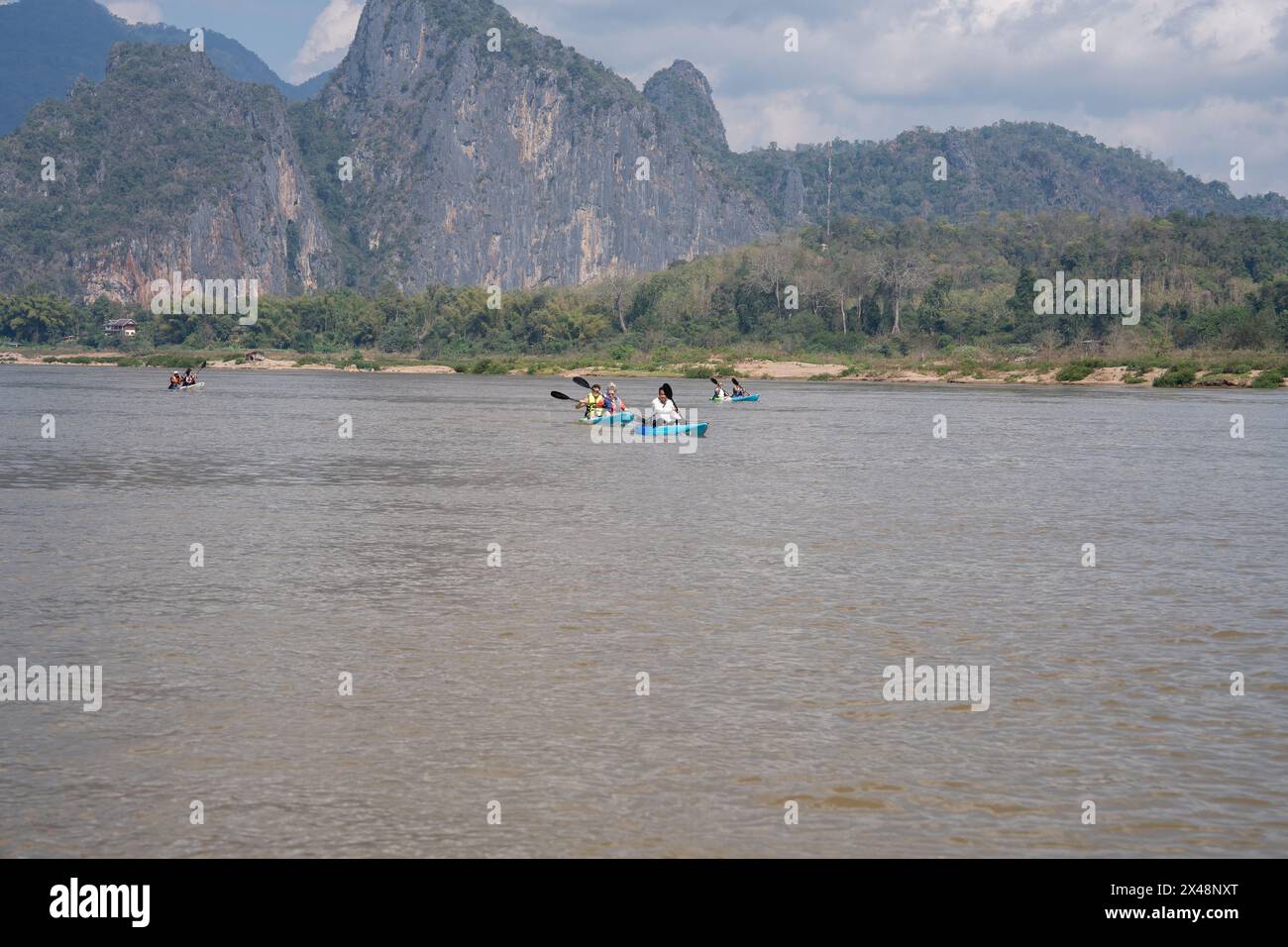 Il paesaggio intorno al fiume Mekong di Luang Prabang nel Laos sud-est asiatico Foto Stock