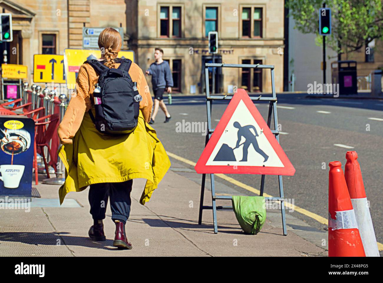Glasgow, Scozia, Regno Unito. 1 maggio 2024: Regno Unito Meteo: Estate soleggiata come il tempo di Mayday nel centro della città. Credit Gerard Ferry/Alamy Live News Foto Stock