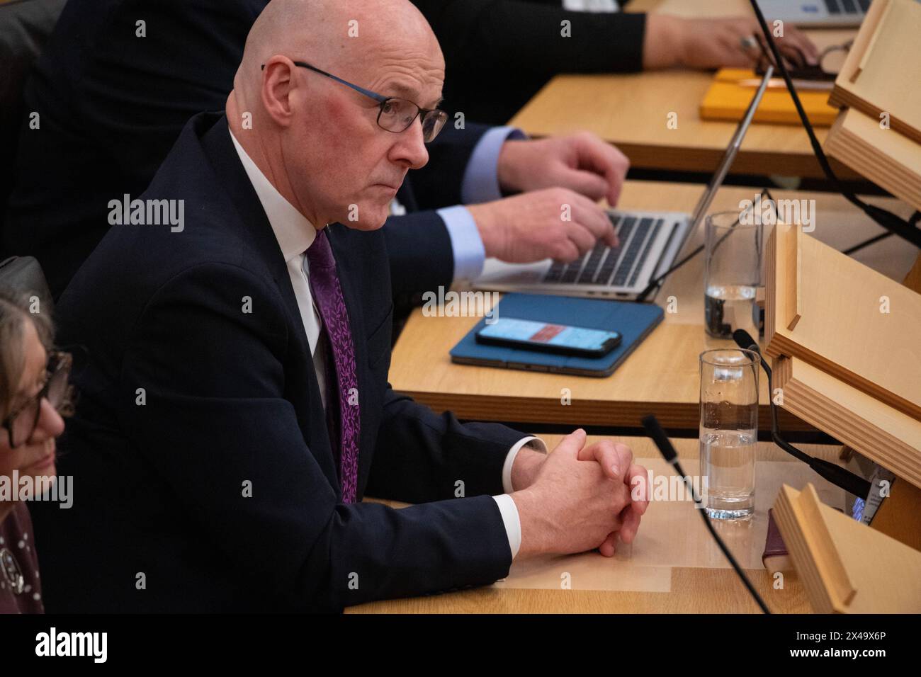 Edimburgo, Scozia, Regno Unito. 1 maggio 2024. NELLA FOTO: John Swinney MSP, ex primo ministro scozzese. MSPS ha visto partecipare al parlamento per votare nel dibattito su una mozione di sfiducia nel governo scozzese, nel Parlamento scozzese. Crediti: Colin D Fisher crediti: Colin Fisher/Alamy Live News Foto Stock