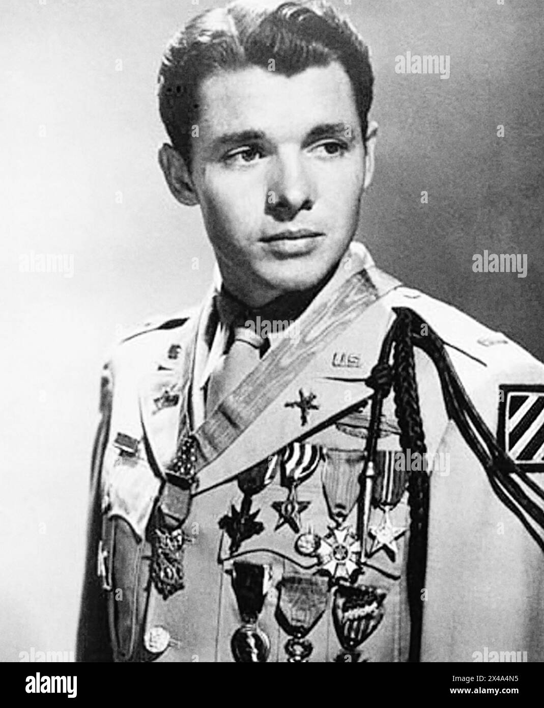 AUDIE MURPHY (1925-1971) attore cinematografico statunitense e soldato americano più decorato della seconda guerra mondiale. Foto Stock