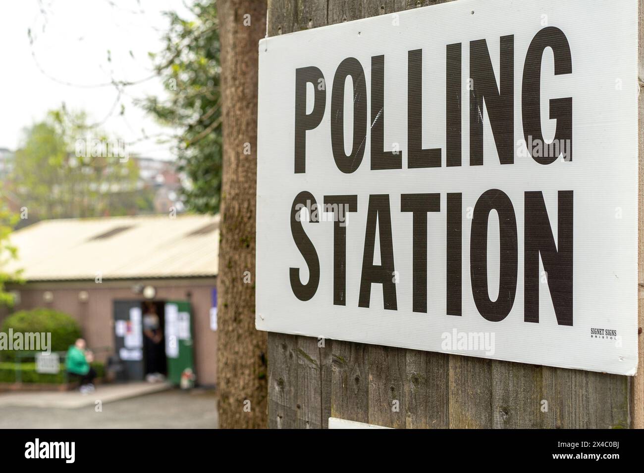 Kidderminster, Regno Unito. 2 maggio 2024. I sondaggi si aprono in tutto il paese per le elezioni locali. Crediti: Lee Hudson/Alamy Live News Foto Stock