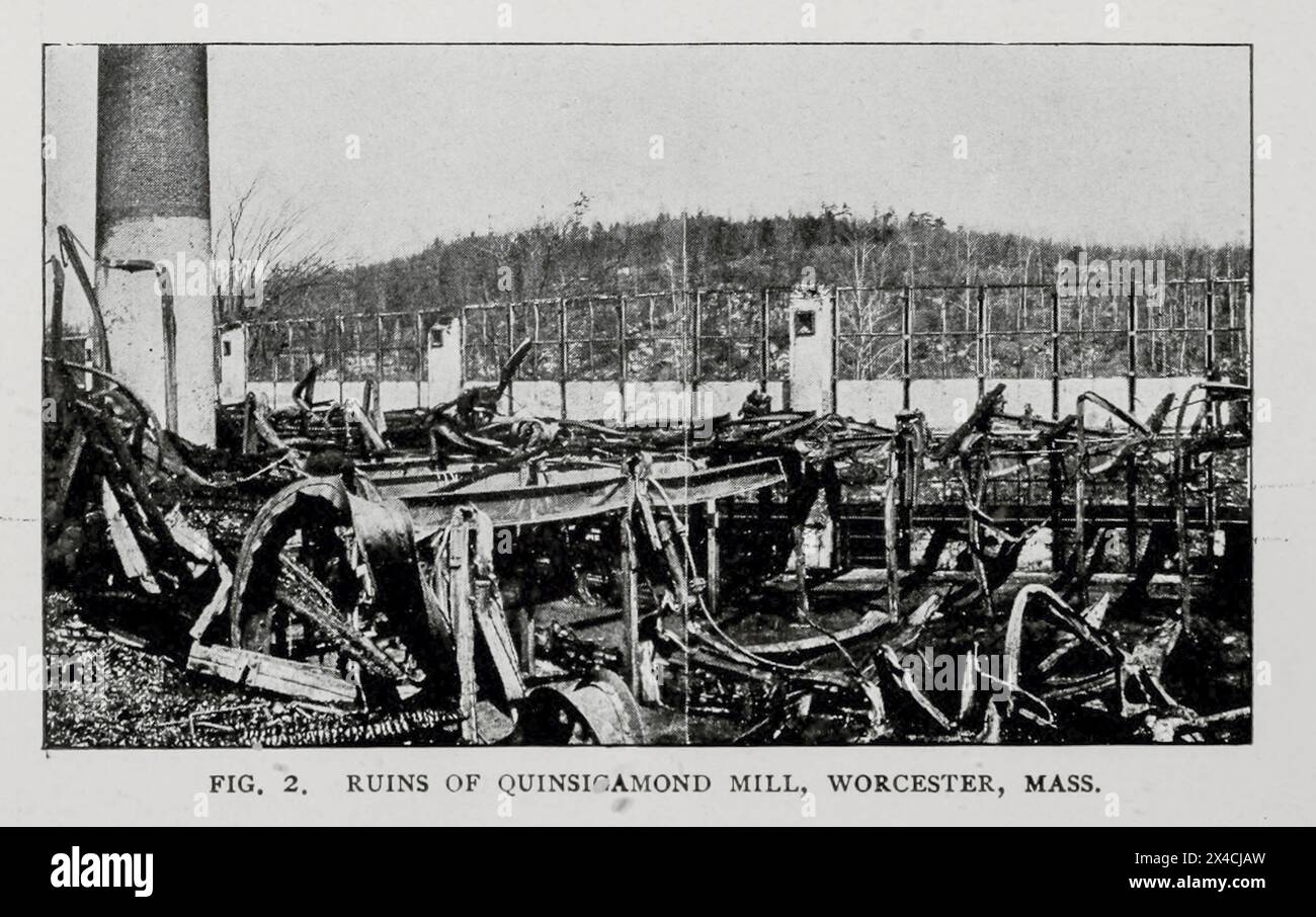 Rovina del mulino di Quinsigamond, Worcester, Mass., causata da un incendio il 5 aprile 1896. Dall'articolo L'ALTO EDIFICIO SOTTO PROVA DI INCENDIO. Di H. de B. Parsons. Dalla rivista Engineering dedicata al progresso industriale volume XVI ottobre 1898 - marzo 1899 The Engineering Magazine Co Foto Stock