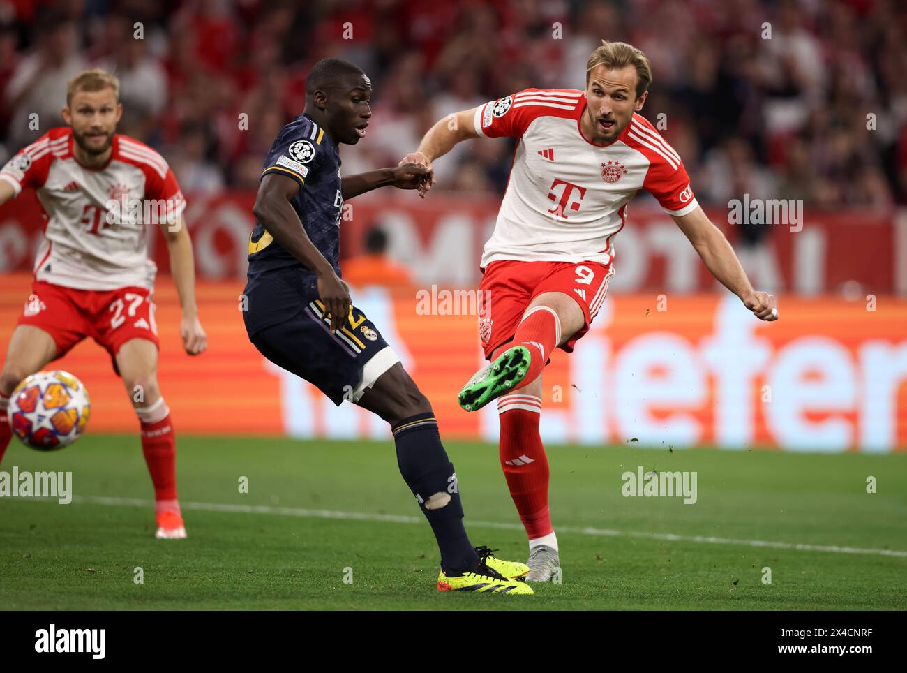 Harry Kane del Bayern Muenchen FC Bayern MŸnchen vs Real Madrid Fussball UEFA Champions League Halbfinale Hinspirel 30.04.2024 Allianz Arena © diebilderwelt / Alamy Stock Foto Stock