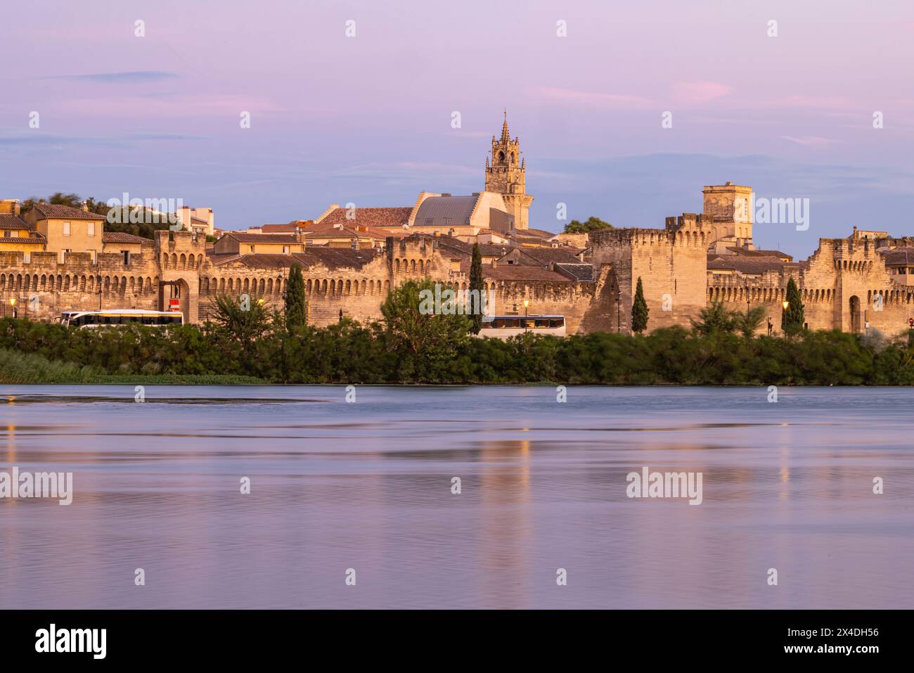 Avignone, Vaucluse, Provenza-Alpi-Costa Azzurra, Francia. Il Palais des Papes, Palazzo dei Papi, ad Avignone. Foto Stock