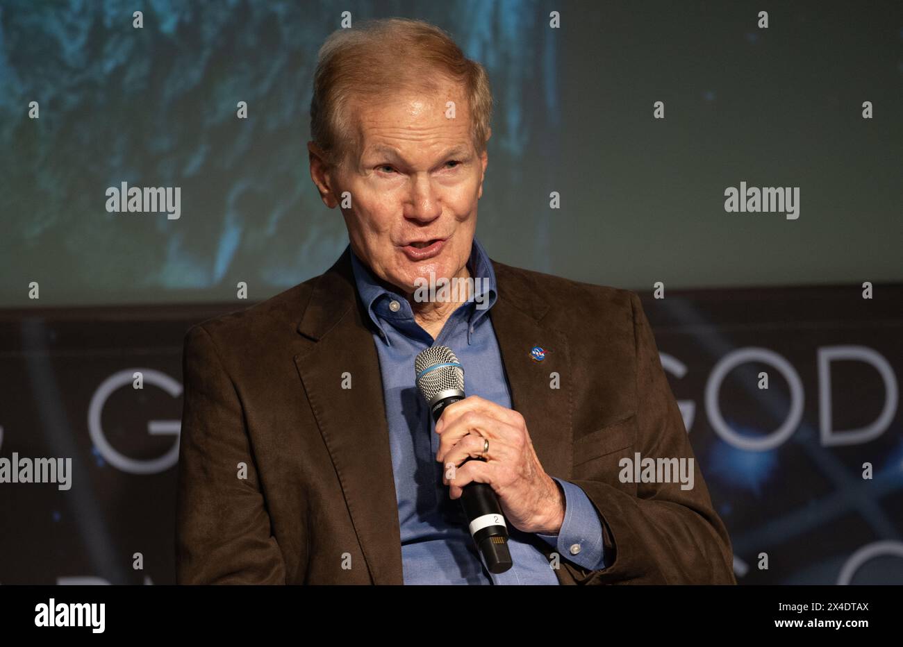 Washington, Stati Uniti d'America. 19 aprile 2024. L'amministratore della NASA Bill Nelson parla ad un briefing della giornata della Terra presso il quartier generale della NASA, il 19 aprile 2024, a Washington, DC Credit: Joel Kowsky/NASA Photo/Alamy Live News Foto Stock