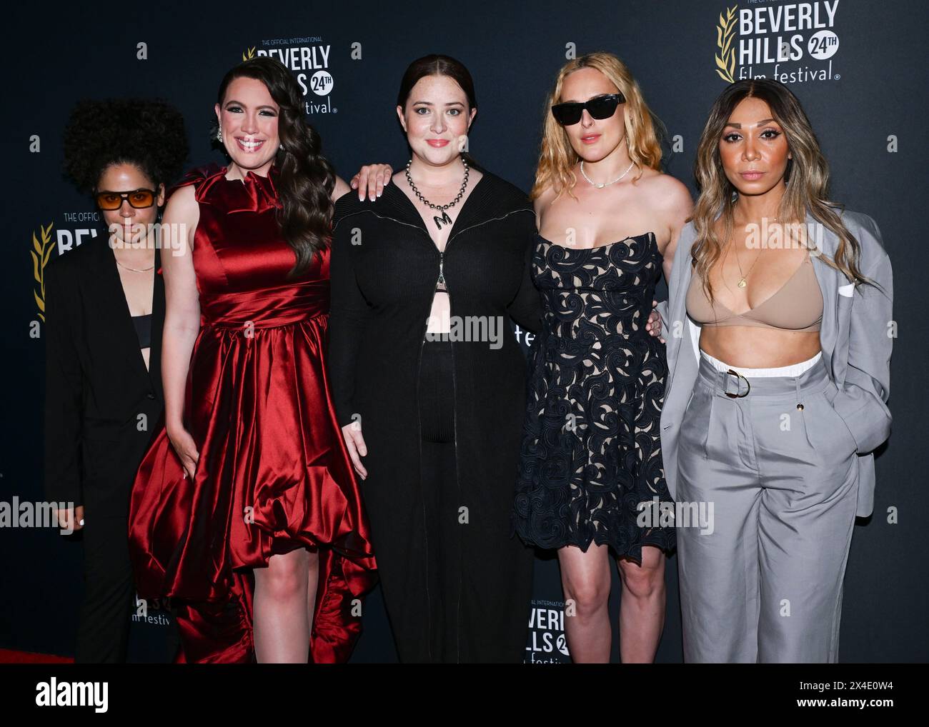 1 maggio 2024, Hollywood, California, Stati Uniti: Kimia Behpoornia, Desiree Staples, Michelle Meredith, Rumer Willis e Sarah Hollis partecipano alla 24a serata di apertura annuale del Beverly Hills Film Festival. (Credit Image: © Billy Bennight/ZUMA Press Wire) SOLO PER USO EDITORIALE! Non per USO commerciale! Foto Stock