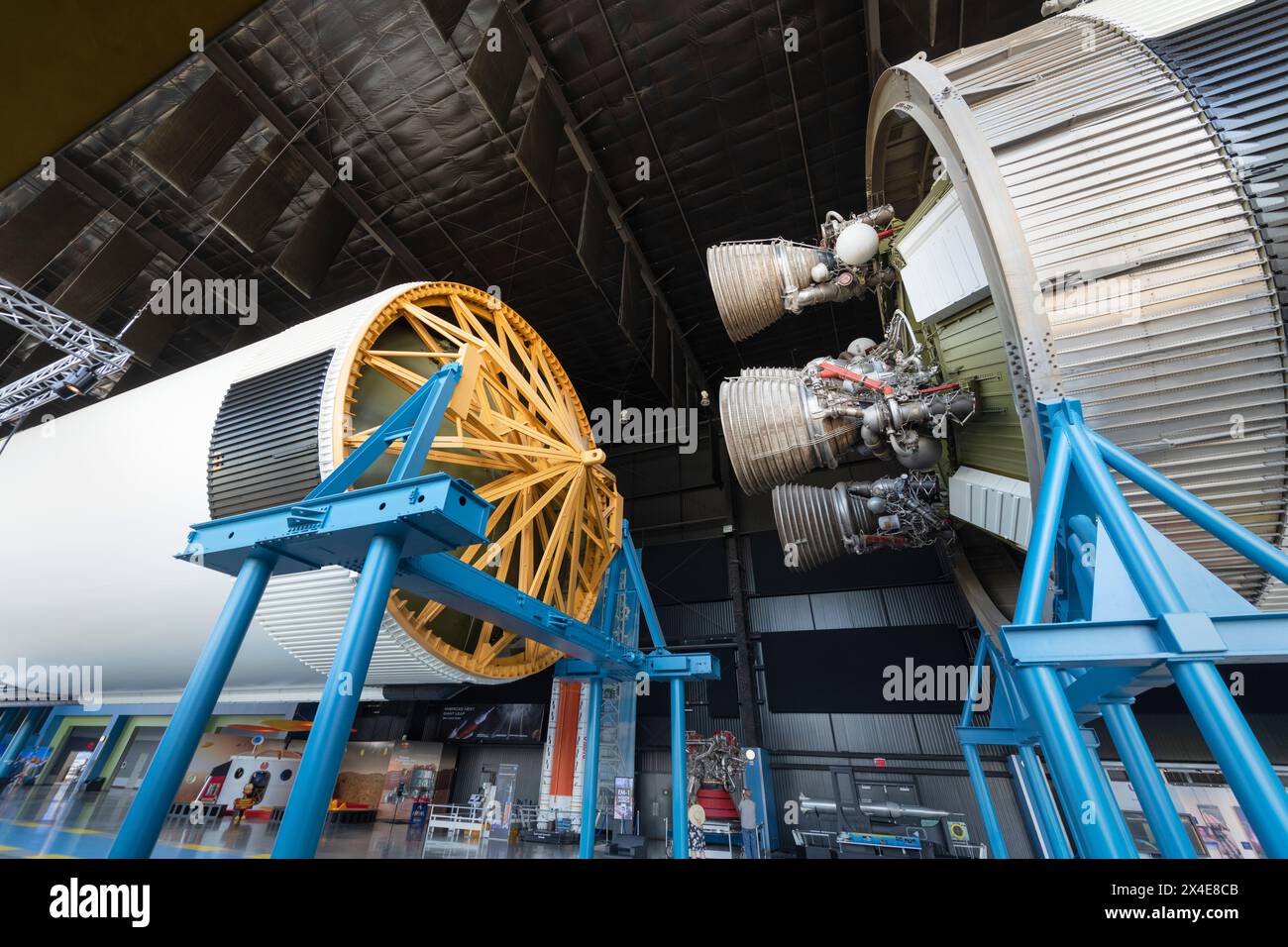 Saturn V Moon Rocket. Davidson Center for Space Exploration: Saturn V Hall. U.S. Space and Rocket Center, Huntsville, Alabama. Foto Stock