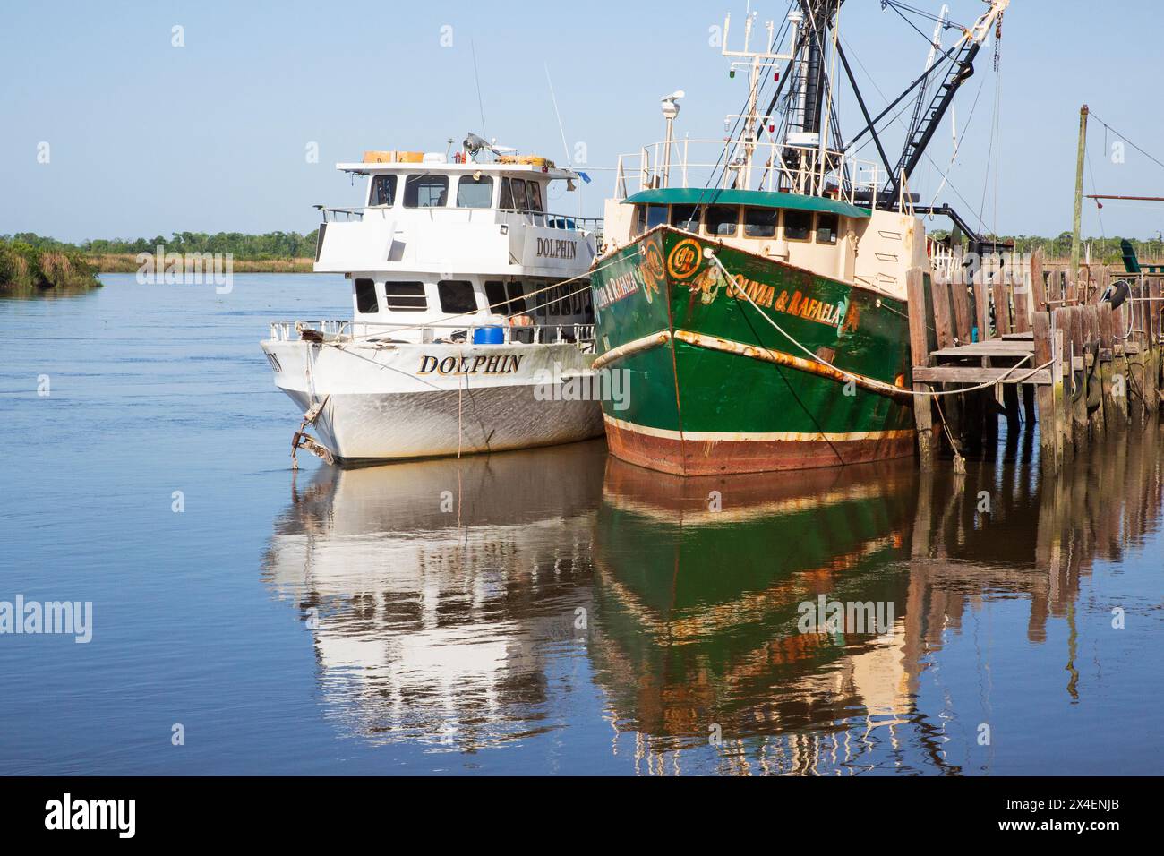 Stati Uniti, Georgia, Darien. Barche di gamberi attraccate a Darien. (Solo per uso editoriale) Foto Stock