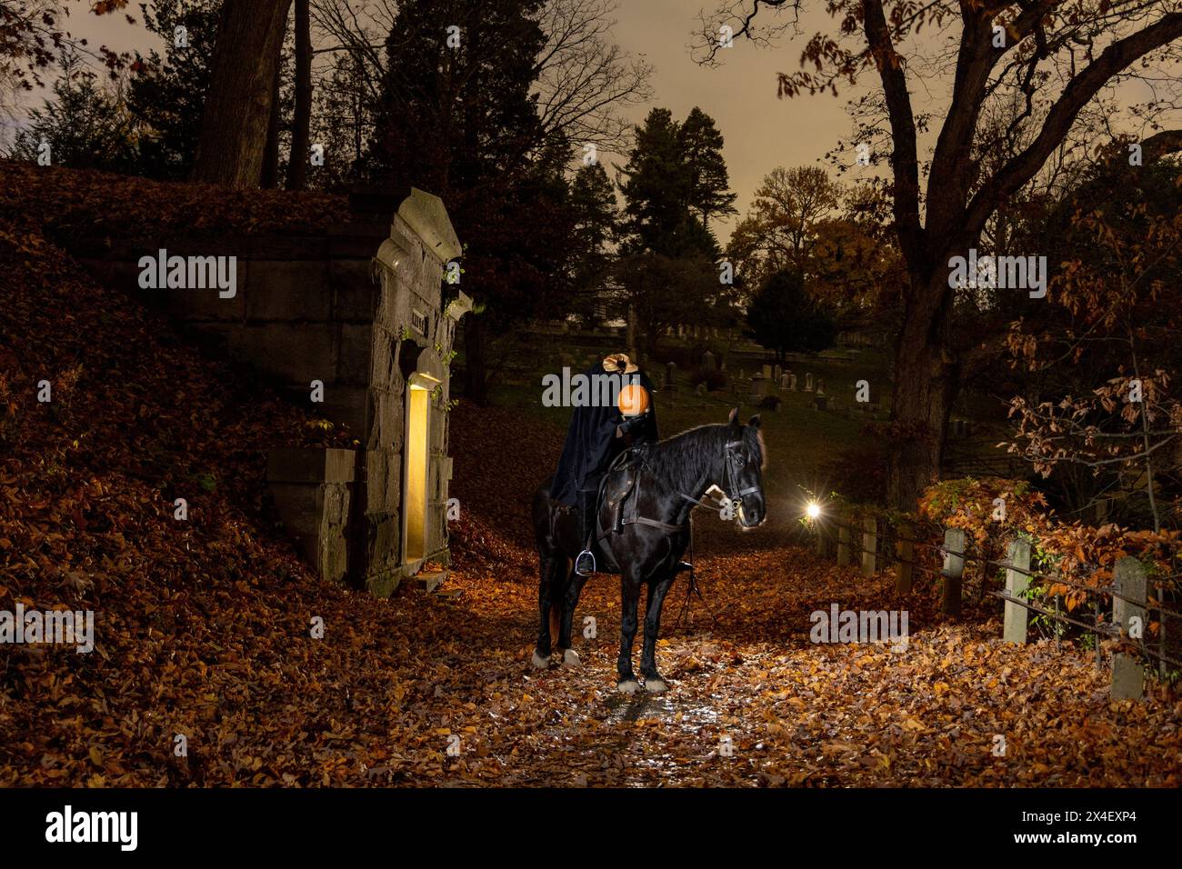 USA, Sleepy Hollow. Sleepy Hollow Cemetery. (PR, MR) Foto Stock