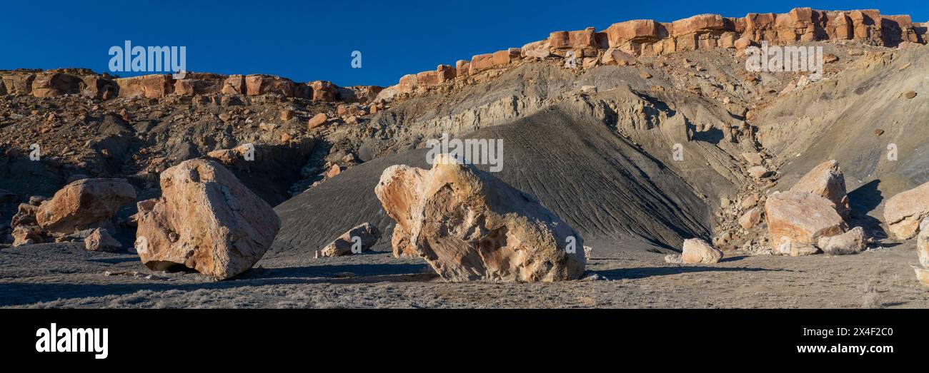 Stati Uniti, Utah. Formazioni geologiche nell'area ricreativa di San Rafael Swell. Foto Stock