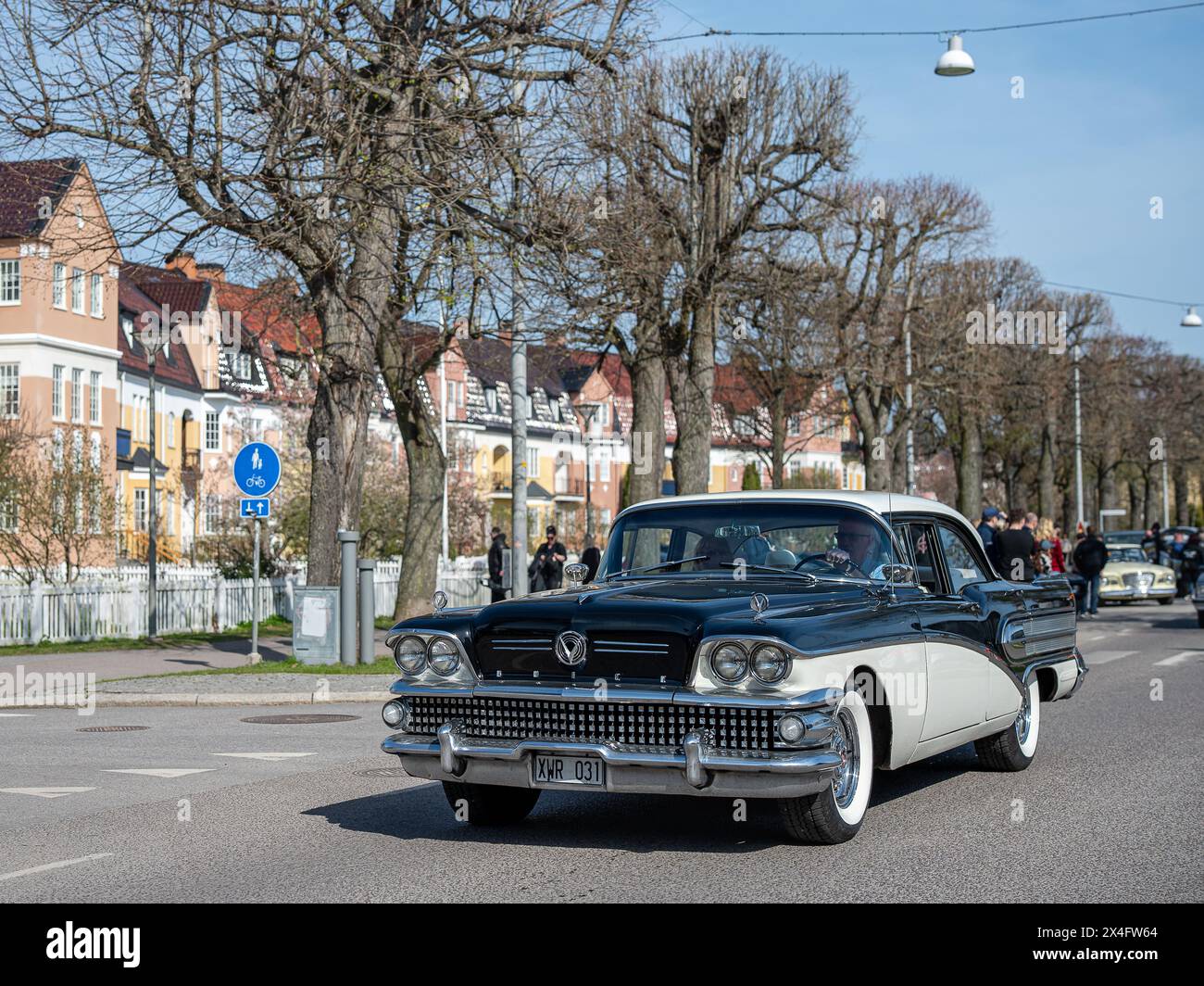Buick Special 1958 alla sfilata di auto classiche che celebra la primavera del primo maggio 2024 a Norrköping, Svezia Foto Stock