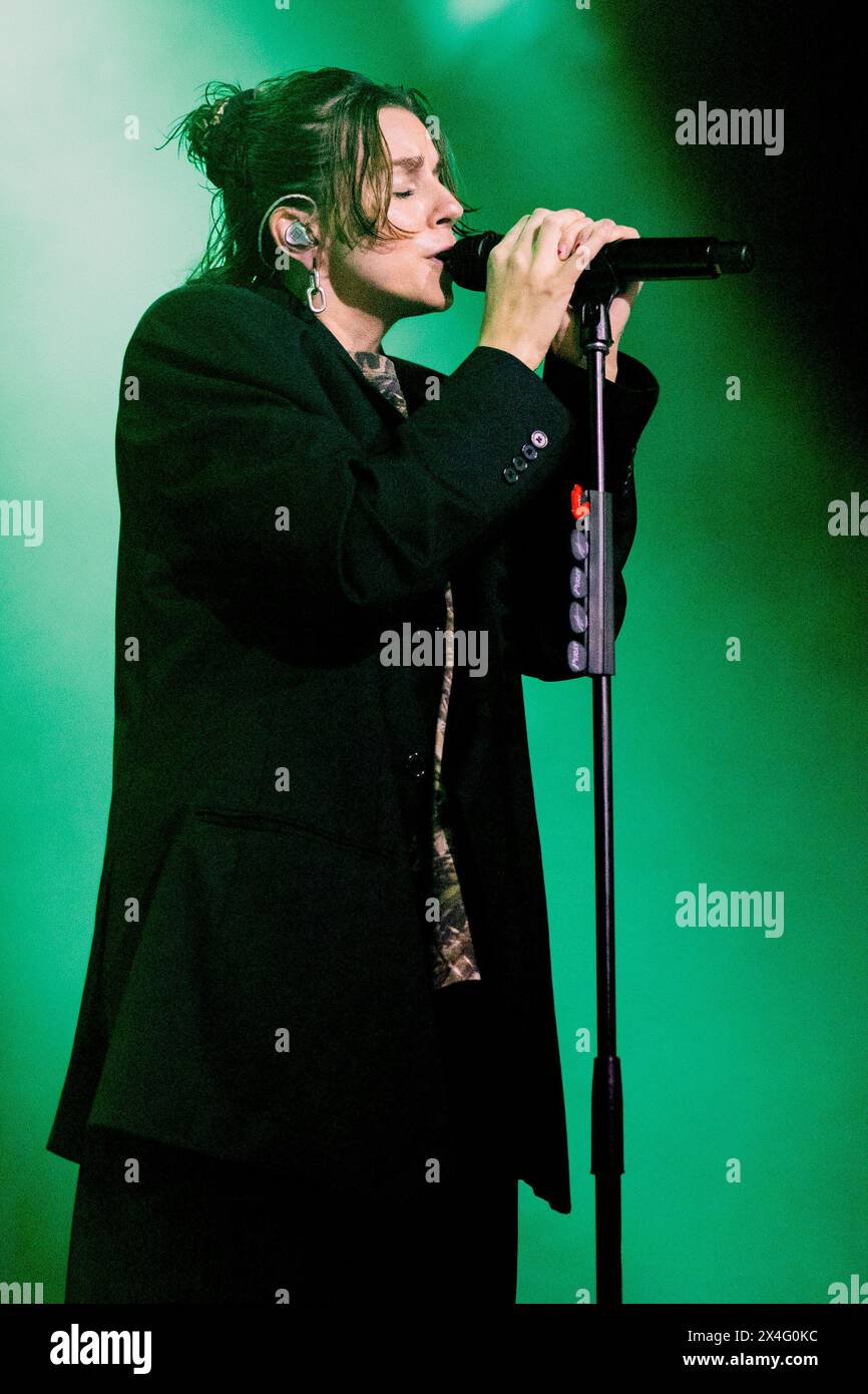 Italia 2 maggio 2024 Pvris - cantante Lyndsey Gerd Gunnulfsen alias Lynn Gunn - live ad Alcatraz Milano © Andrea Ripamonti / Alamy Foto Stock