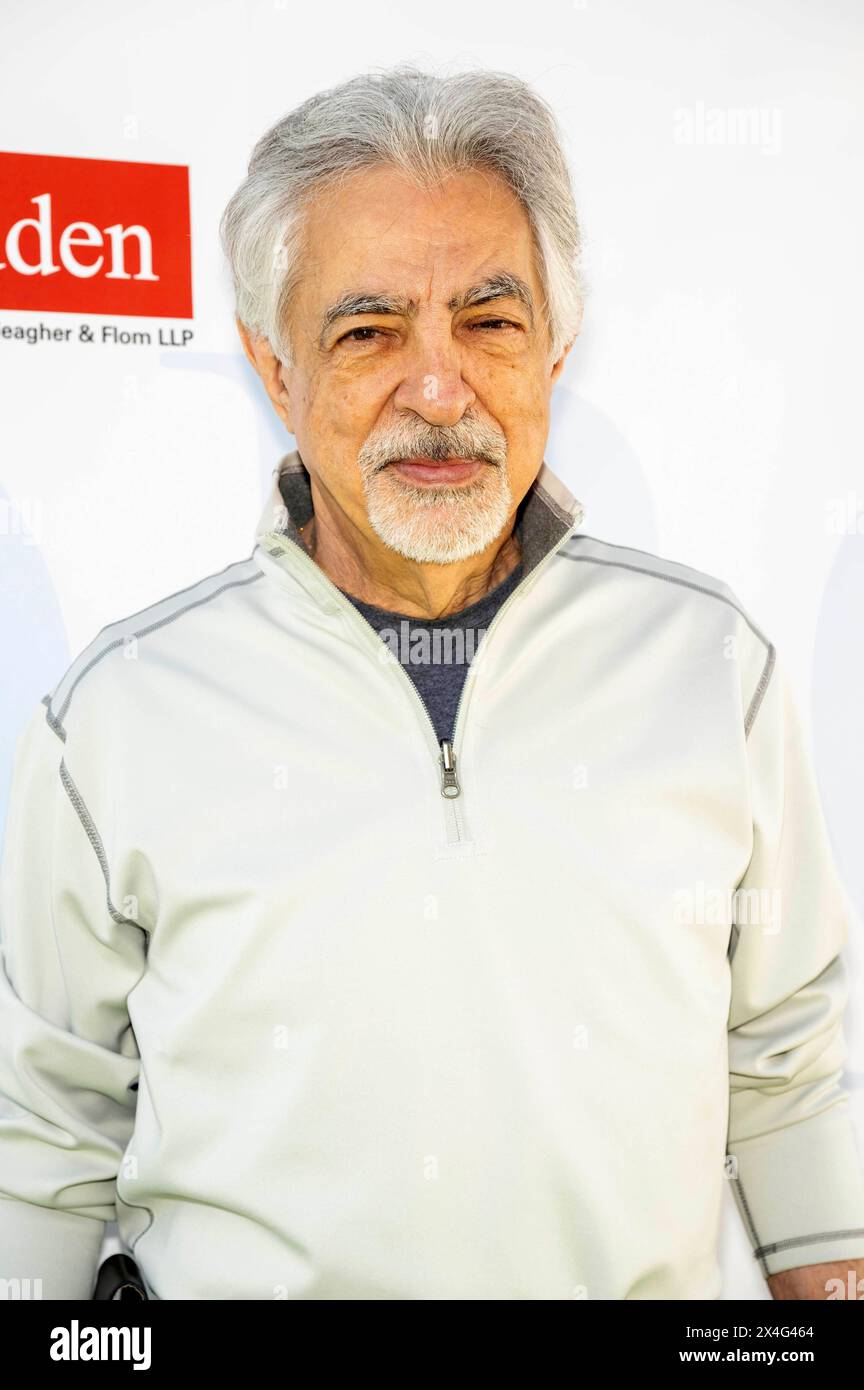 Joe Mantegna beim 17. Celebrity Golf Turnier der George Lopez Foundation in Lakeside Country Club. Los Angeles, 29.04.2024 *** Joe Mantegna al 17 Celebrity Golf Tournament della George Lopez Foundation al Lakeside Country Club Los Angeles, 29 04 2024 foto:XE.xPowersx/xFuturexImagex golf 4410 Foto Stock