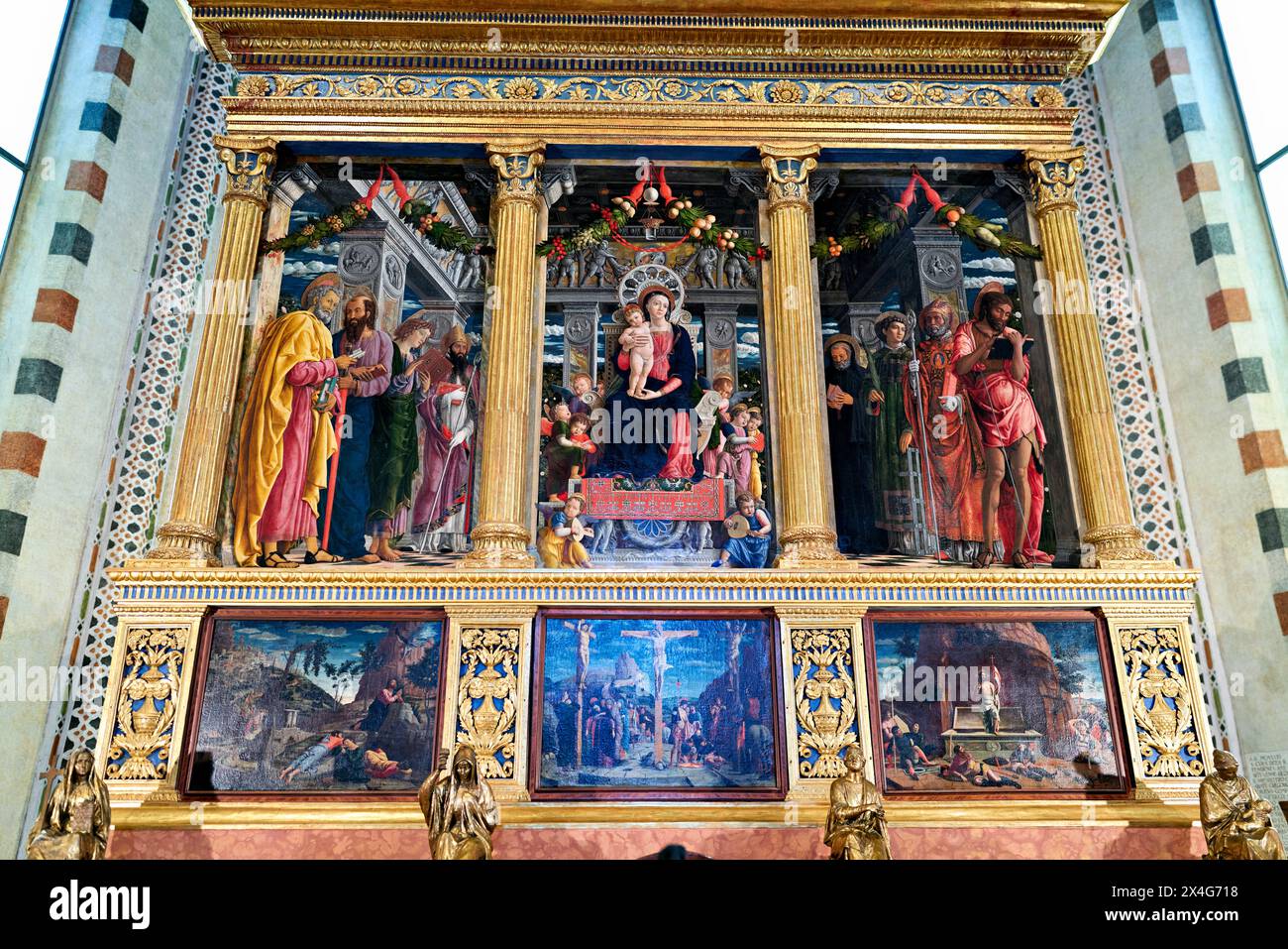 Verona Veneto Italia. La Basilica di San Zeno. Il dipinto di Andrea Mantegna Foto Stock