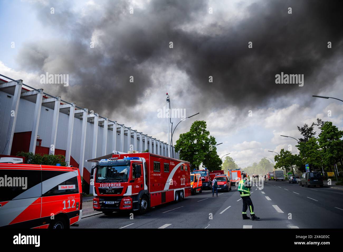 3 T-Shirt Feuerwehr Italien Und 2 Foulard Vigli Del Fuoco (Neu Und Originalverpackt) In Baar Für - Foto 8