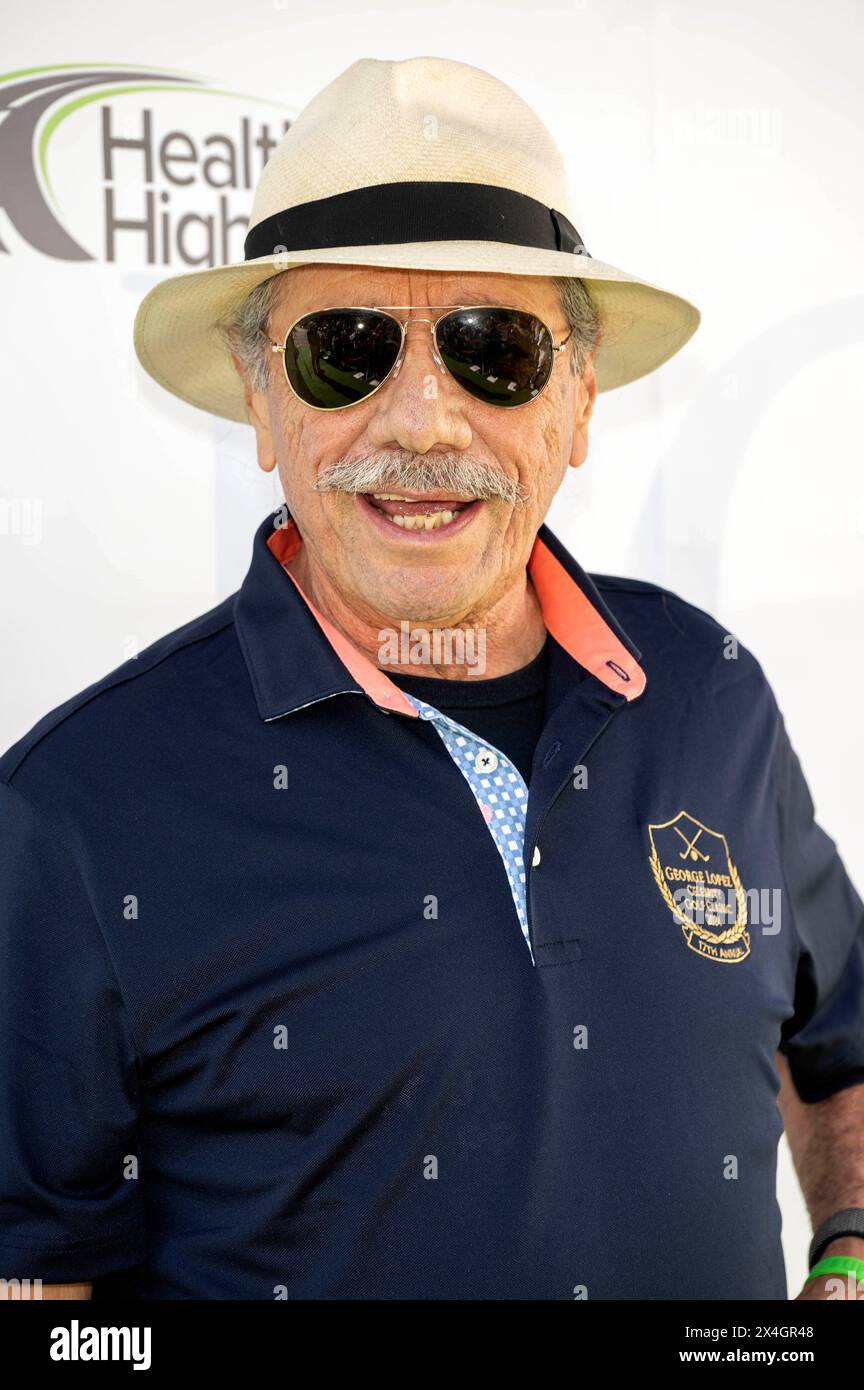 Edward James Olmos beim 17. Celebrity Golf Turnier der George Lopez Foundation in Lakeside Country Club. Los Angeles, 29.04.2024 Foto Stock