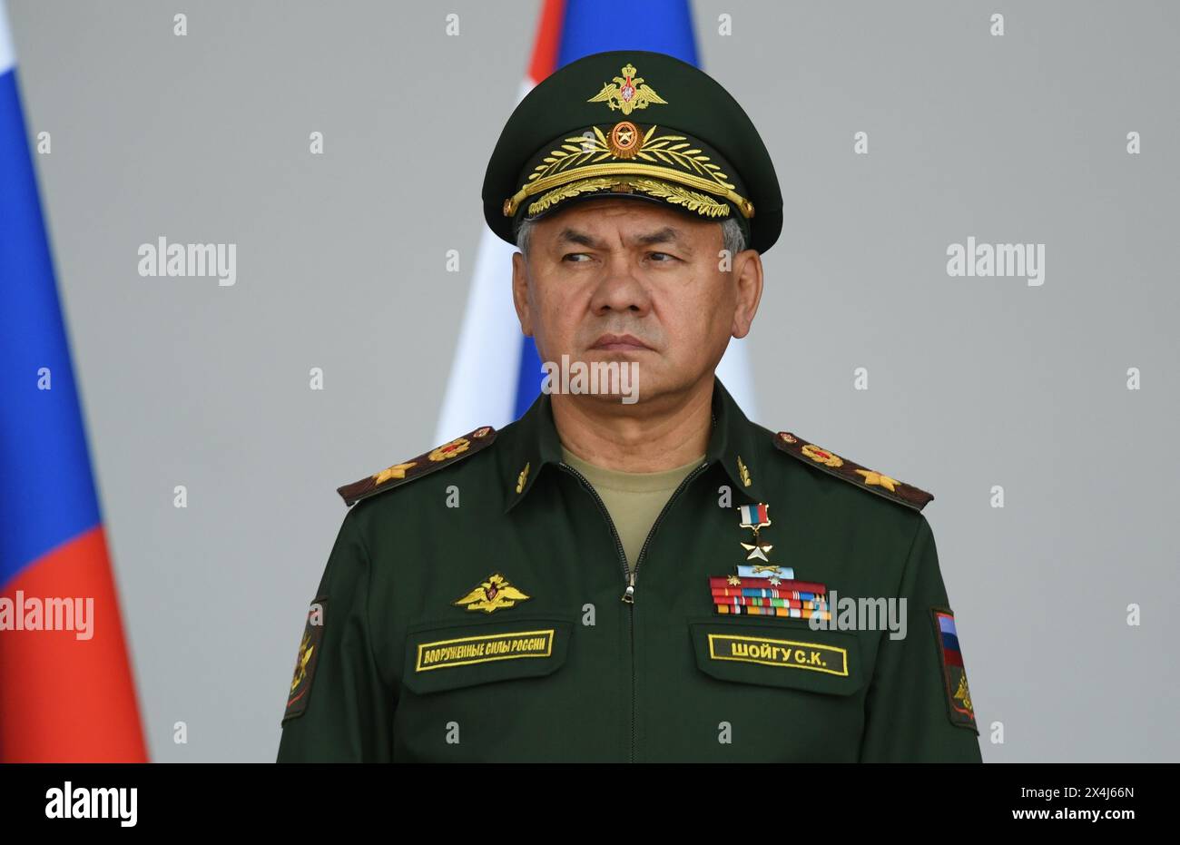 Il ministro della difesa russo Sergei Shoigu al Patriot Congress and Exhibition Centre nella regione di Mosca, Russia, il 23 agosto 2021. Foto Stock