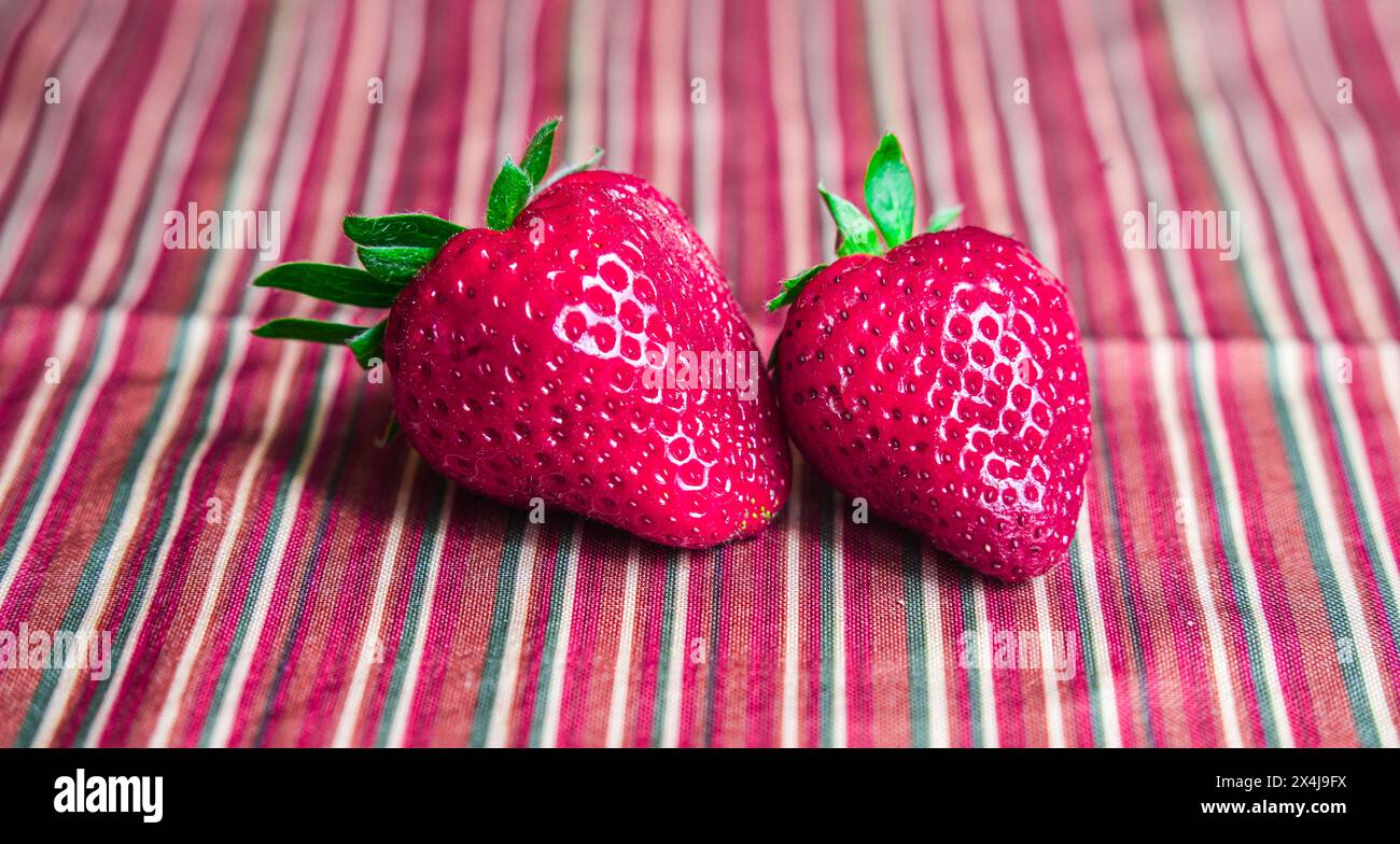 Fragole e strisce Foto Stock
