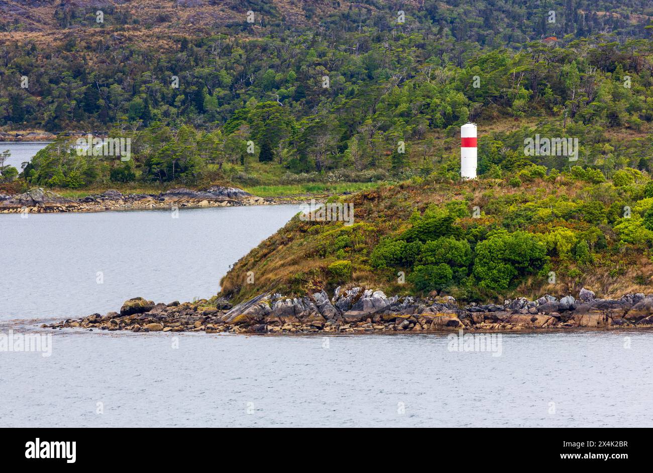 Faro, passaggio interno, fiordi cileni, Cile, Sud America Foto Stock