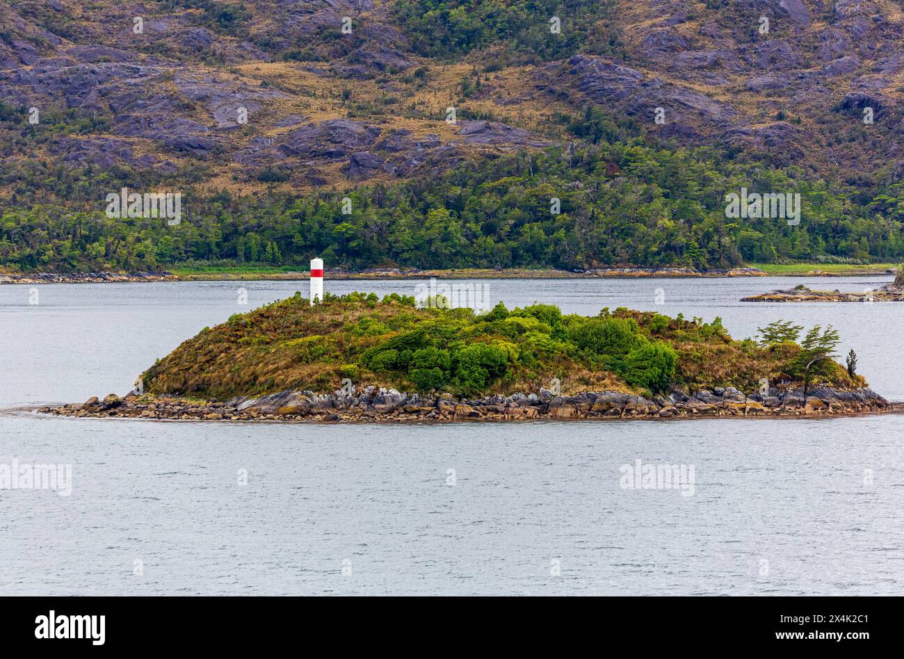 Faro, passaggio interno, fiordi cileni, Cile, Sud America Foto Stock