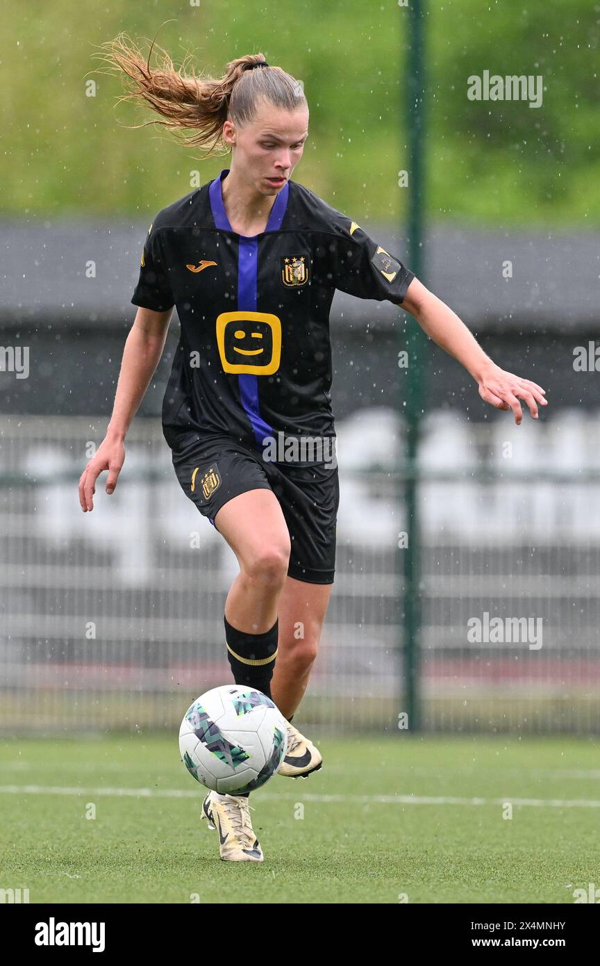 Oud Heverlee, Belgio. 4 maggio 2024. Lore Jacobs (9) di Anderlecht nella foto durante una partita di calcio femminile tra Oud Heverlee Leuven e RSC Anderlecht nella settima partita dei play off nella stagione 2023 - 2024 della belga lotto Womens Super League, sabato 4 maggio 2024 a Oud Heverlee, Belgio. Crediti: Sportpix/Alamy Live News Foto Stock