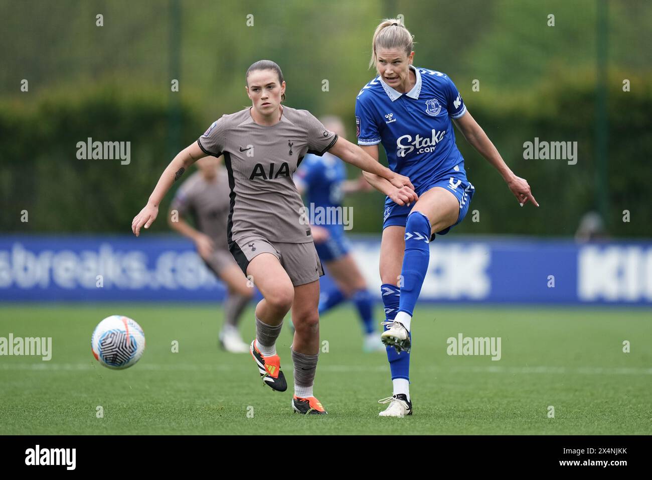 Everton FC vs Spurs FC Barclays Womens Super League WALTON HALL PARK STADIUM, INGHILTERRA - 4 maggio 2024 Justine Vanhaevermaet di Everton durante la partita di Super League femminile di Barclays tra Everton FC e Spurs FC al Walton Hall Park Stadium il 28 aprile 2024 a Liverpool Inghilterra. (Foto Alan Edwards) Foto Stock