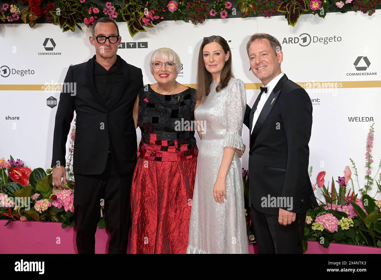 Albert Ostermaier, Claudia Roth, Alexandra Maria Lara und Florian Gallenberger bei der 74. Verleihung des Deutschen Filmpreises 2024 im Theater am Potsdamer Platz. Berlino, 03.05.2024 Foto Stock