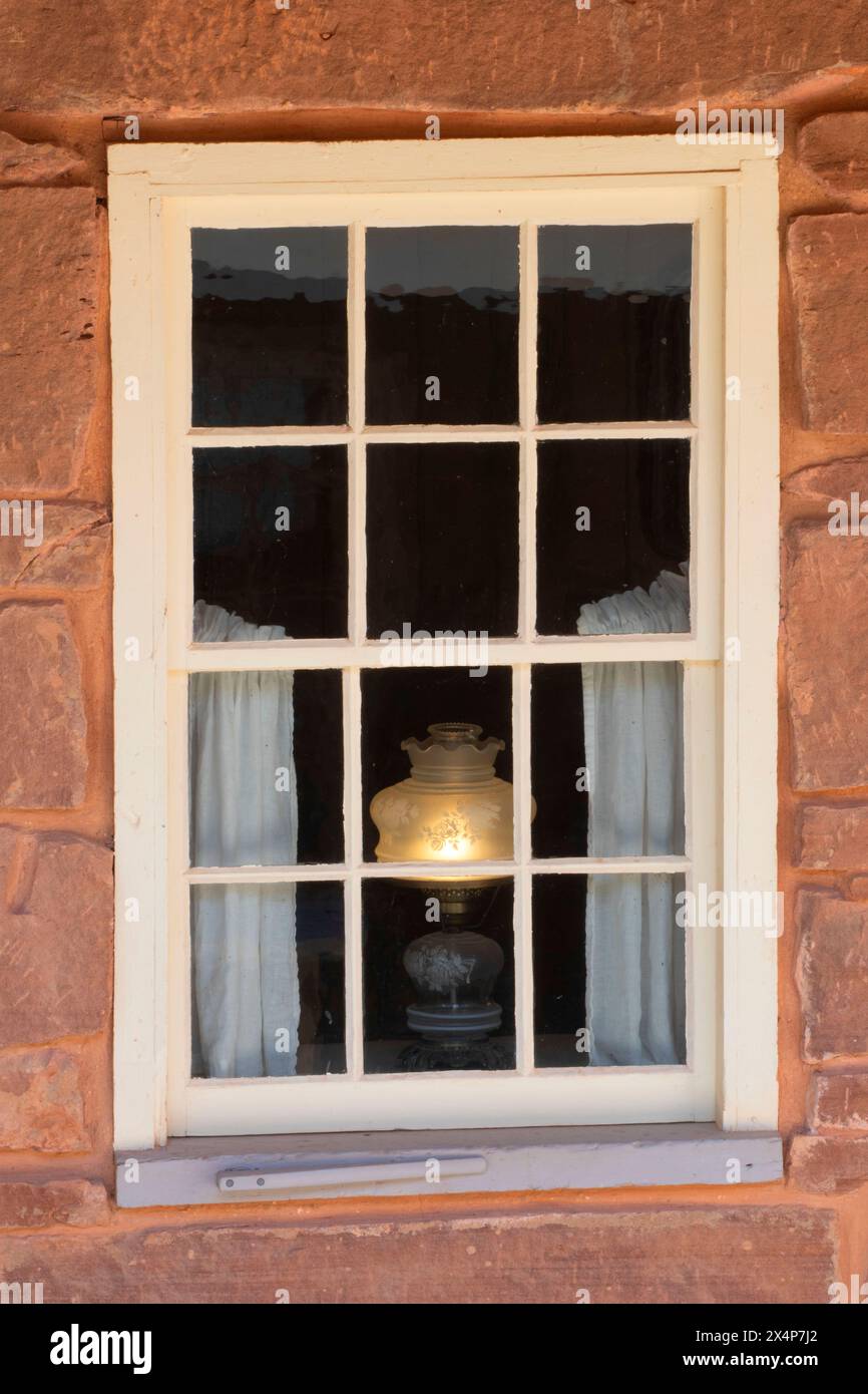 Finestra del castello di Winsor, monumento nazionale Pipe Spring, Arizona Foto Stock