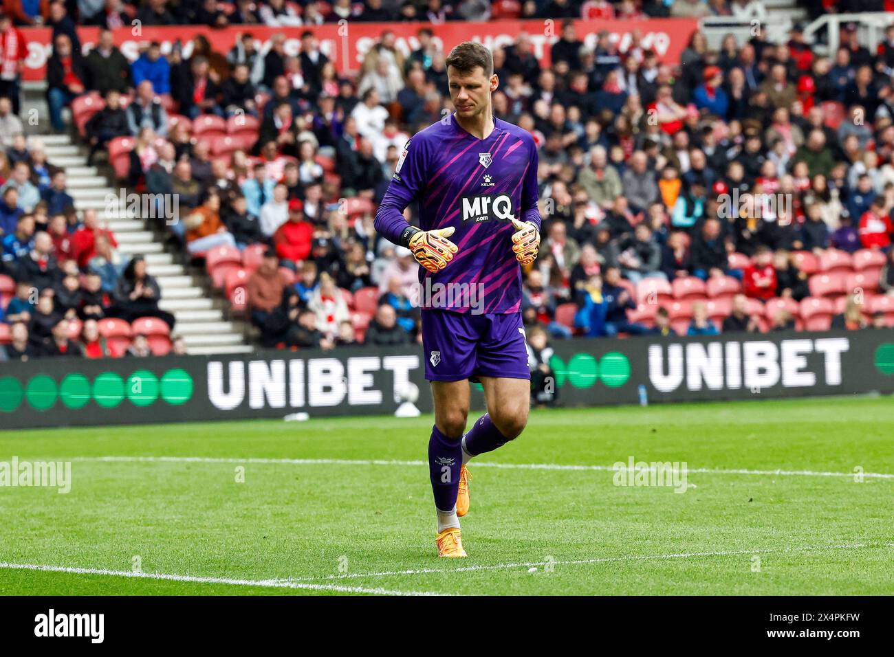 Daniel Bachmann di Watford durante la partita del campionato Sky Bet tra Middlesbrough e Watford al Riverside Stadium di Middlesbrough sabato 4 maggio 2024. (Foto: Mark Fletcher | mi News) crediti: MI News & Sport /Alamy Live News Foto Stock