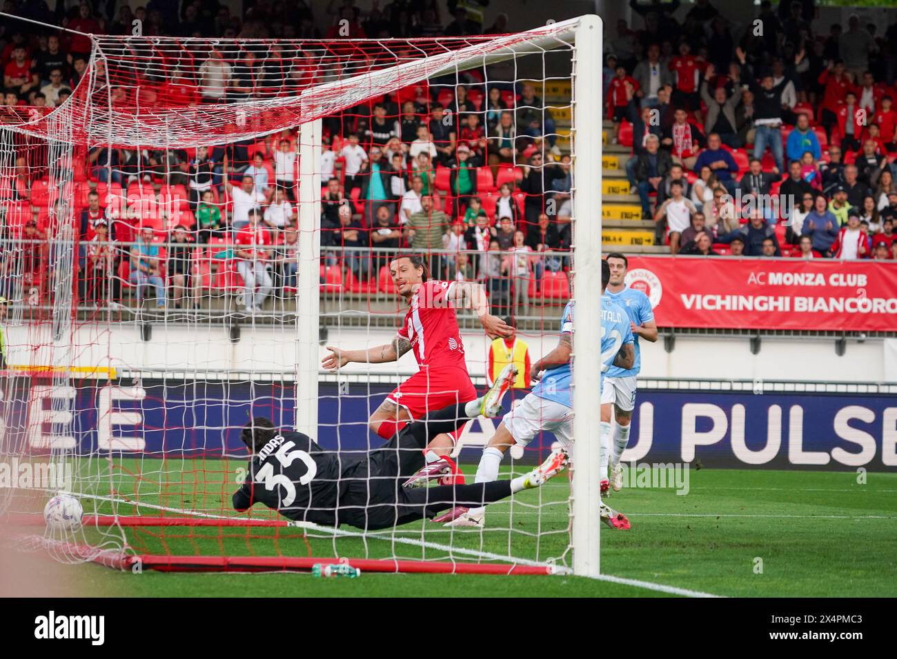 Monza, Italia. 4 maggio 2024. Milan Djuric segna gol, durante l'AC Monza contro il SS Lazio, serie A, allo stadio U-Power. Crediti: Alessio Morgese/Alessio Morgese/Emage/Alamy live news Foto Stock