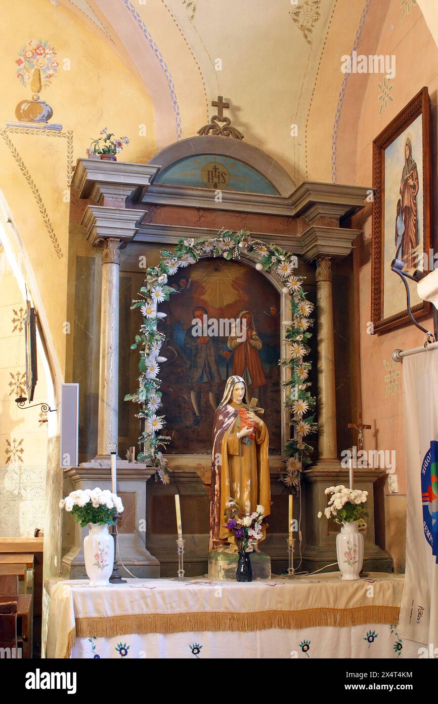 Altare di Sant'Isidoro e Maria Torribia nella chiesa parrocchiale dei Santi tre Re a Velika Erpenja, Croazia Foto Stock
