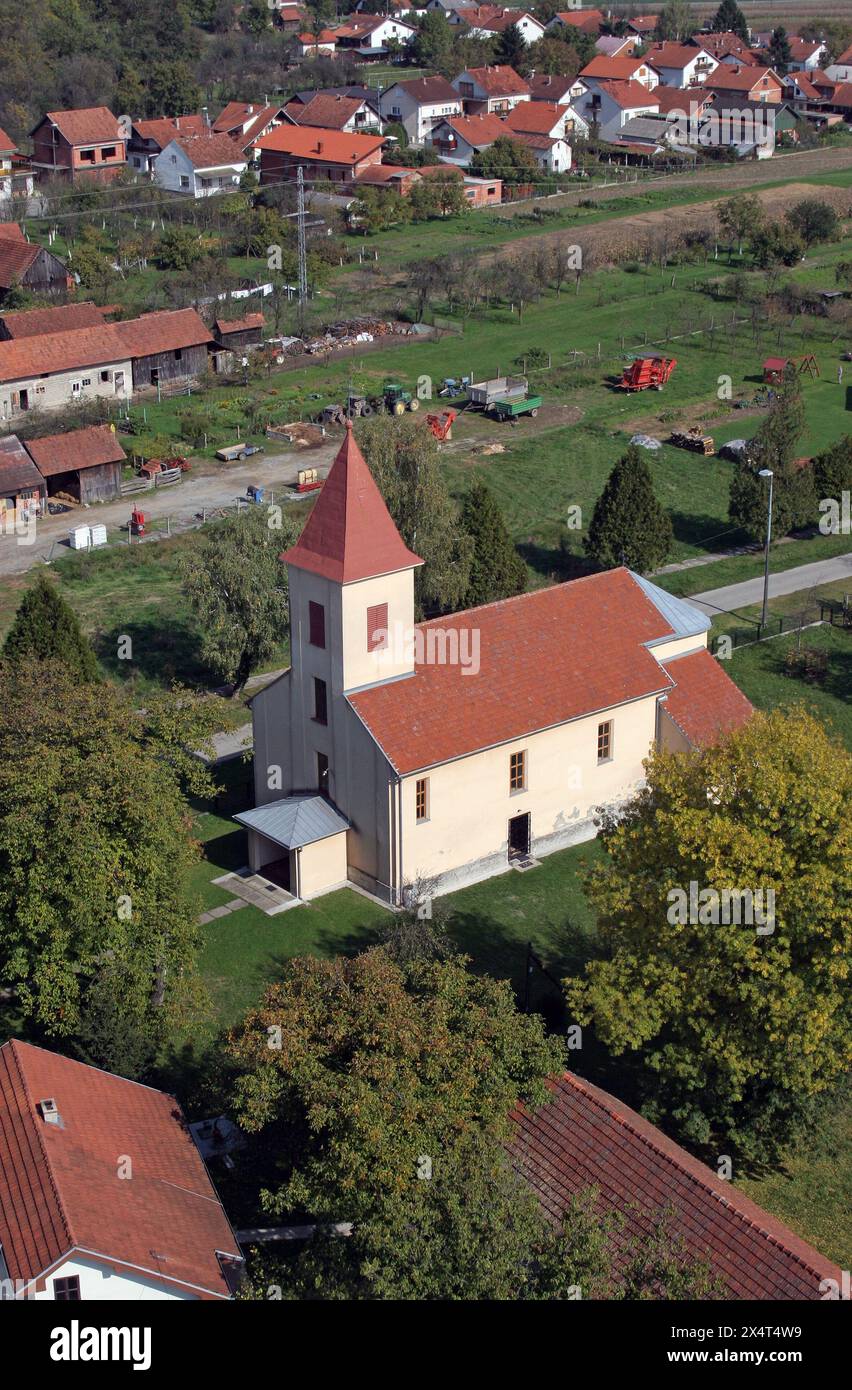 Chiesa parrocchiale di Santo Stefano Re a Hercegovac, Croazia Foto Stock