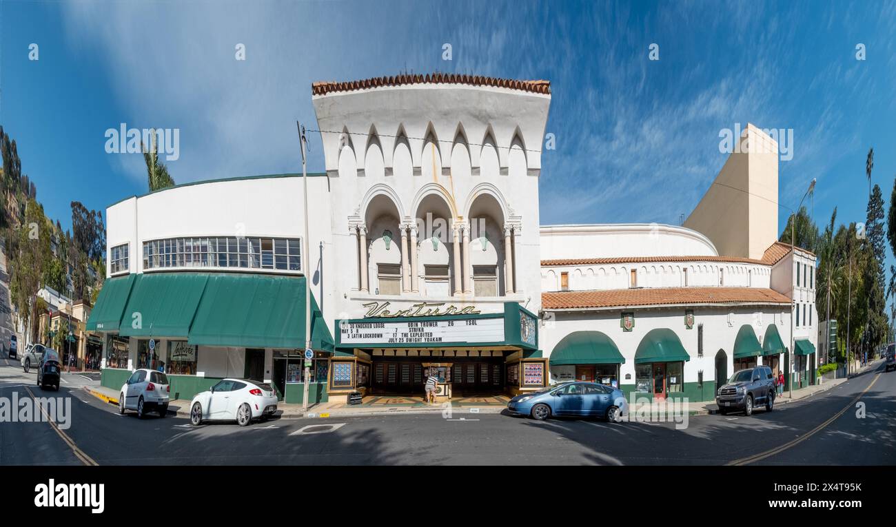 Ventura, USA - 24 aprile 2019: Centro città in stile art deco vintage, centro di Ventura, California, USA. Foto Stock