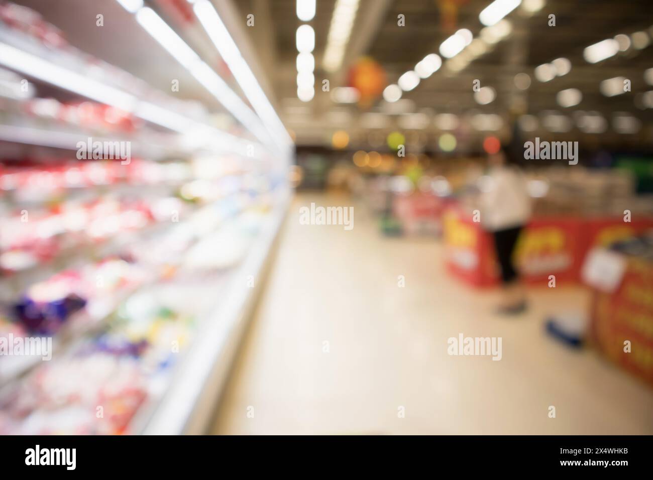 Abstract supermercato fruttivendolo sfocato sfocati con sfondo bokeh luce Foto Stock