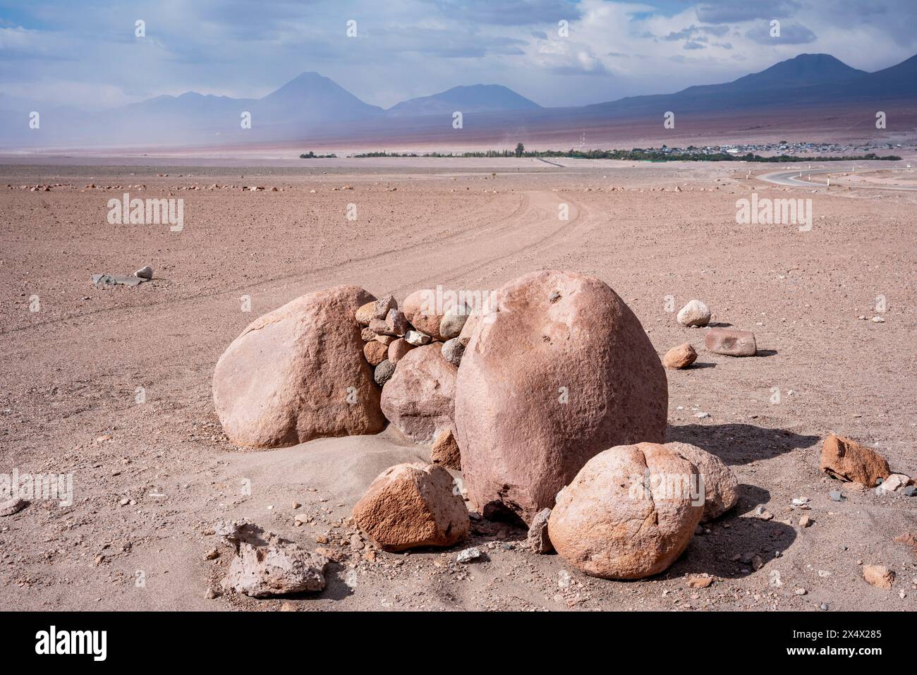 Paesaggio desertico vicino a San Pedro de Atacama, regione di Antofagasta, Cile. Foto Stock