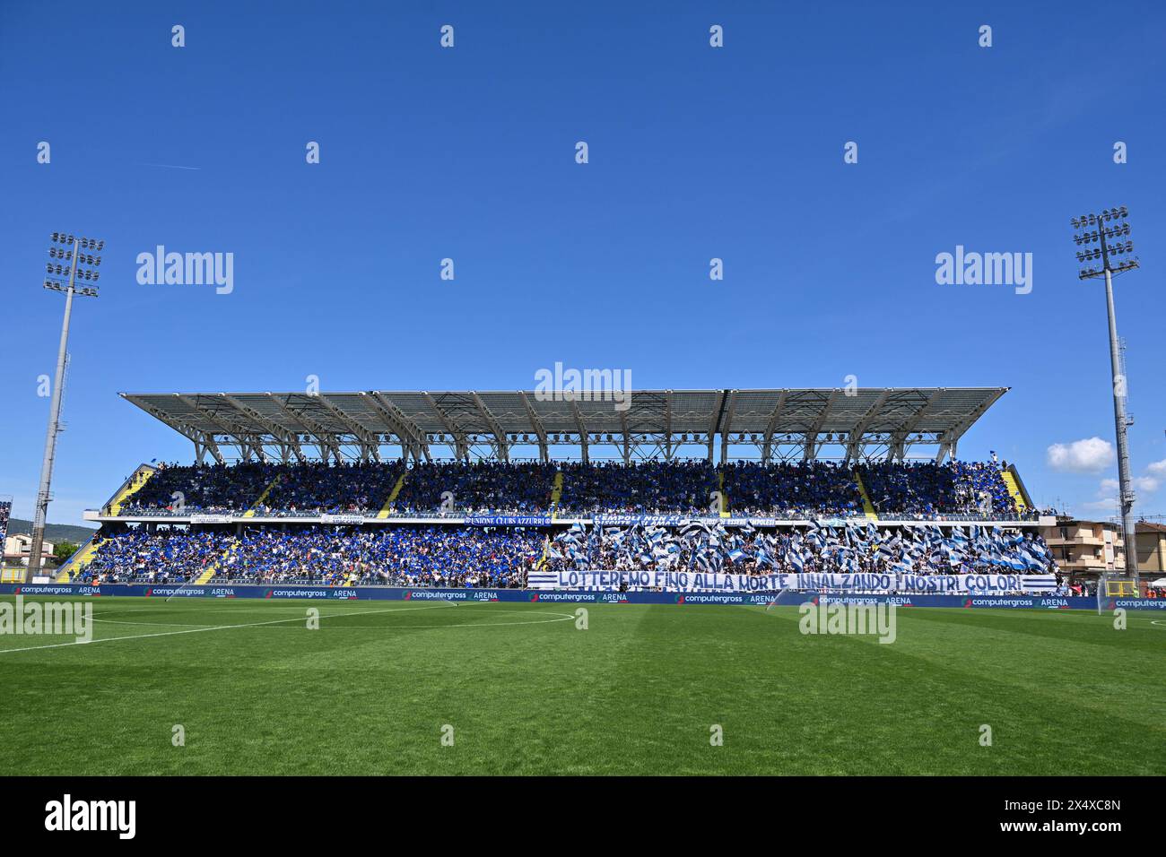 Empoli, Italia. 5 maggio 2024. Tifosi dell'Empoli FC durante Empoli FC vs Frosinone calcio, partita di serie A italiana a Empoli, 5 maggio 2024 crediti: Agenzia fotografica indipendente/Alamy Live News Foto Stock