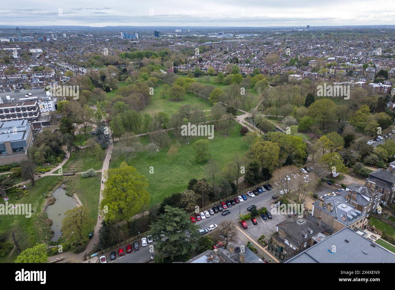 Veduta aerea di Walpole Park, Ealing, Londra, Regno Unito. Foto Stock