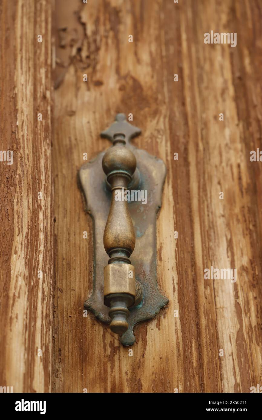 maniglia decorativa per porta vecchia, almeria, spagna Foto Stock
