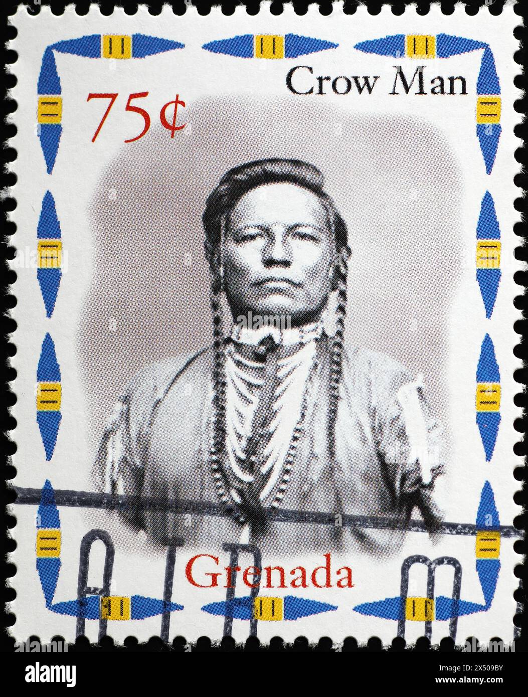 Capo indiano Crow Man su francobollo di Grenada Foto Stock
