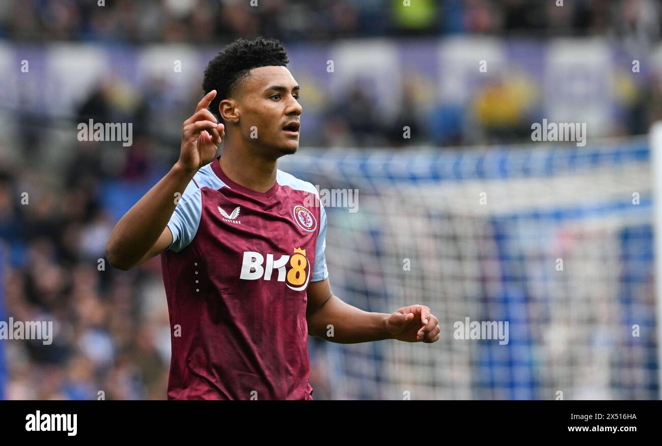 Ollie Watkins dell'Aston Villa durante la partita di Premier League tra Brighton e Hove Albion e Aston Villa all'American Express Stadium di Brighton, Regno Unito - 5 maggio 2024 foto Simon Dack / Telephoto Images. Solo per uso editoriale. Niente merchandising. Per le immagini di calcio si applicano restrizioni fa e Premier League inc. Non è consentito l'utilizzo di Internet/dispositivi mobili senza licenza FAPL. Per ulteriori dettagli, contattare Football Dataco Foto Stock