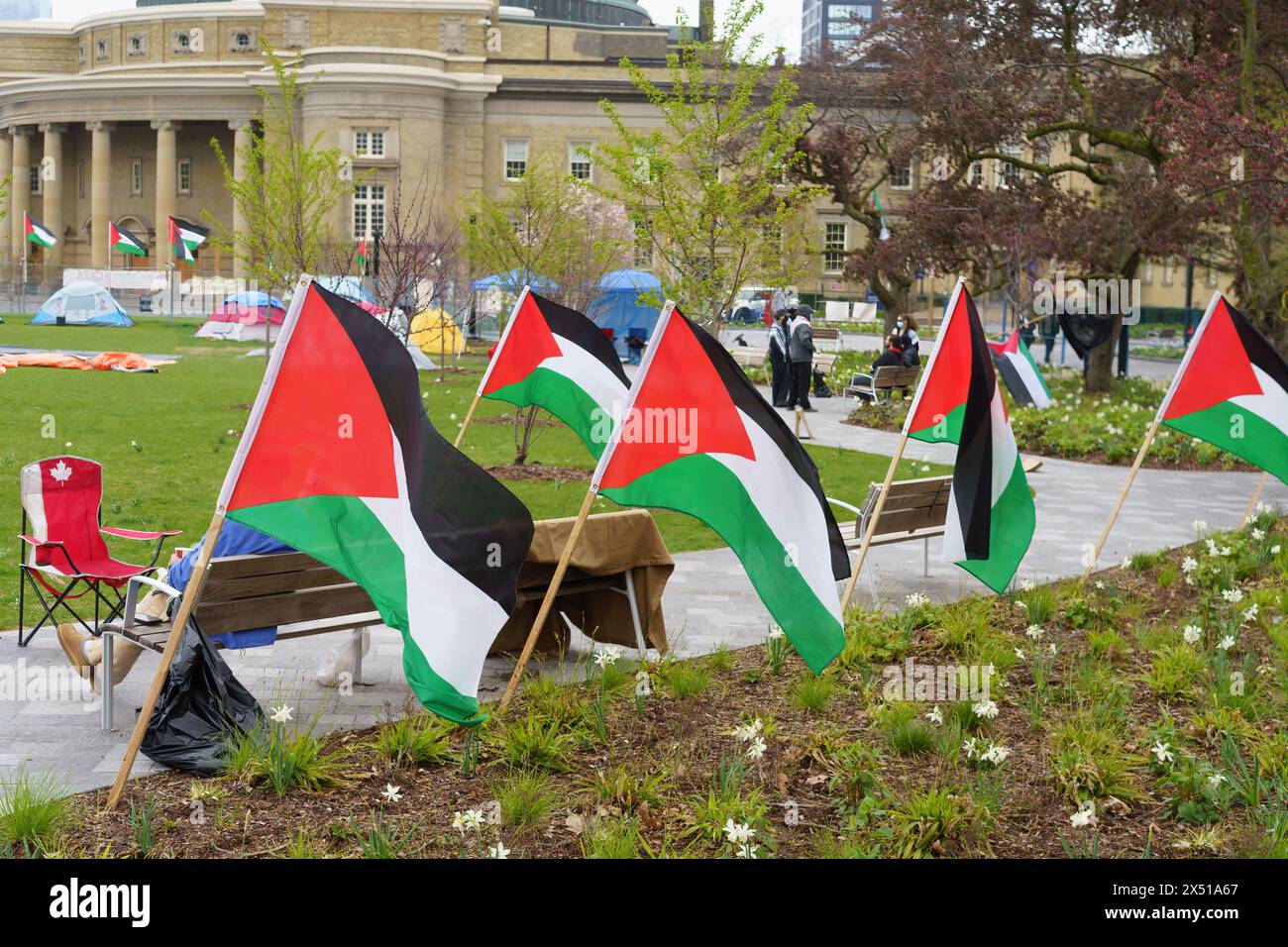 Protesta dell'accampamento a sostegno della causa palestinese durante il conflitto israelo-Hamas a Toronto, Canada - 5 maggio 2024 Foto Stock