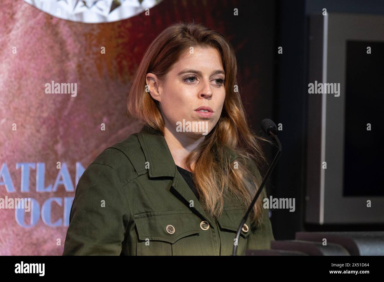 Sua altezza reale la Principessa Beatrice di York illumina l'Empire State Building a New York il 6 maggio 2024 in collaborazione con Outward Bound per raccogliere fondi per il programma educativo Foto Stock