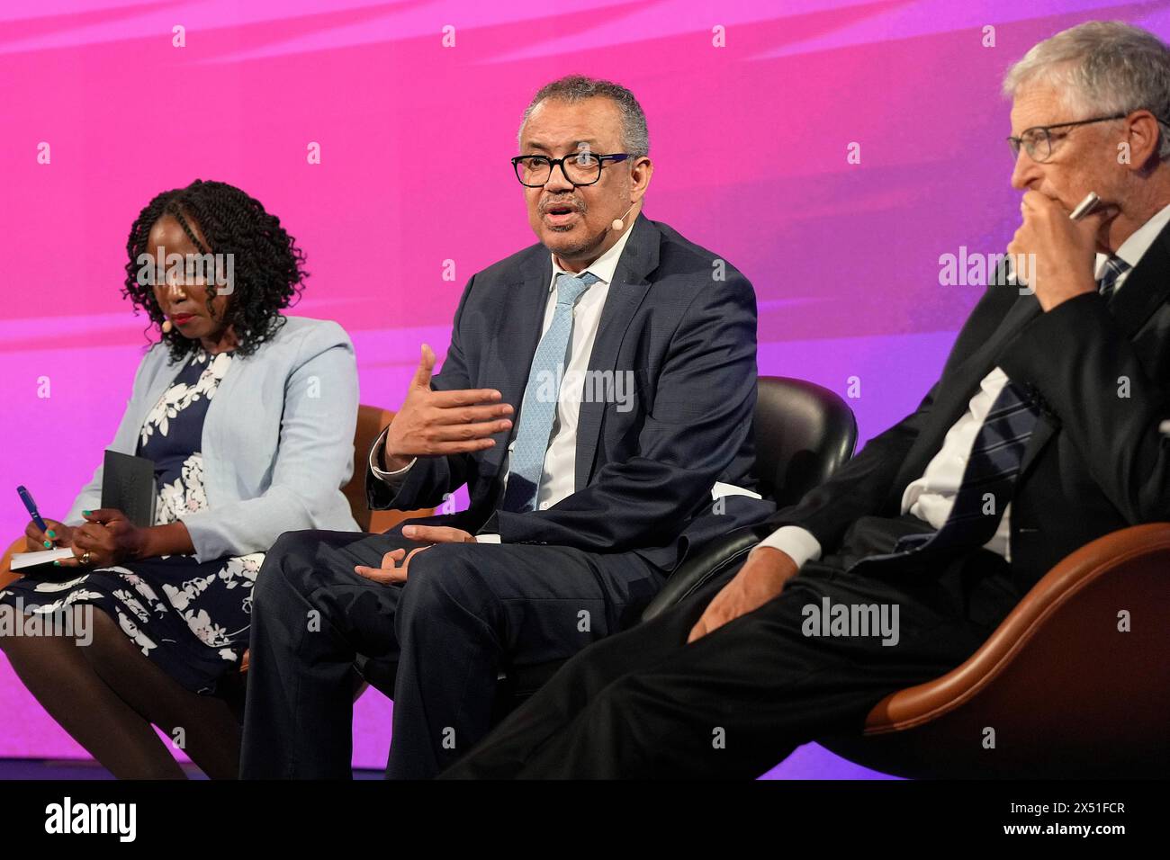 Elsinore, Danimarca. 6 maggio 2024. Dr. Catherine Kyobutungi, Direttore, Dr. Tedros Adhanom Ghebreyesus, Direttore WHO e Bill Gates Bill & Melinda Gates Foundation al Novo Nordisk Foundation Global Science Summit a Helsingoer lunedì 6 maggio 2024. (Foto: Keld Navntoft credito: Ritzau/Alamy Live News Foto Stock
