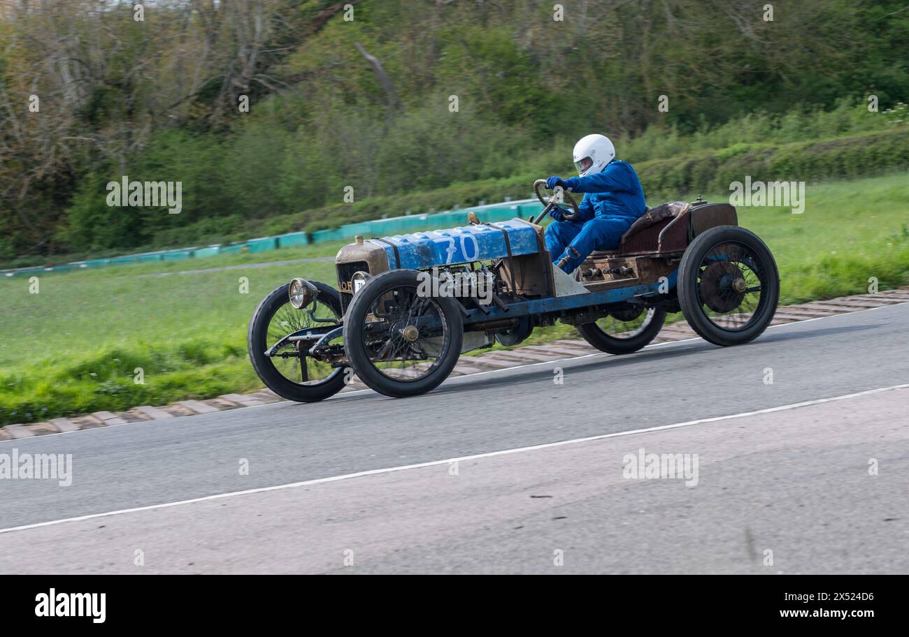 Auto d'epoca open top che gareggiano nei V.S.C.C. Curborough Speed Trials, Curborough Sprint Course, Lichfield, Inghilterra, Regno Unito. Foto Stock