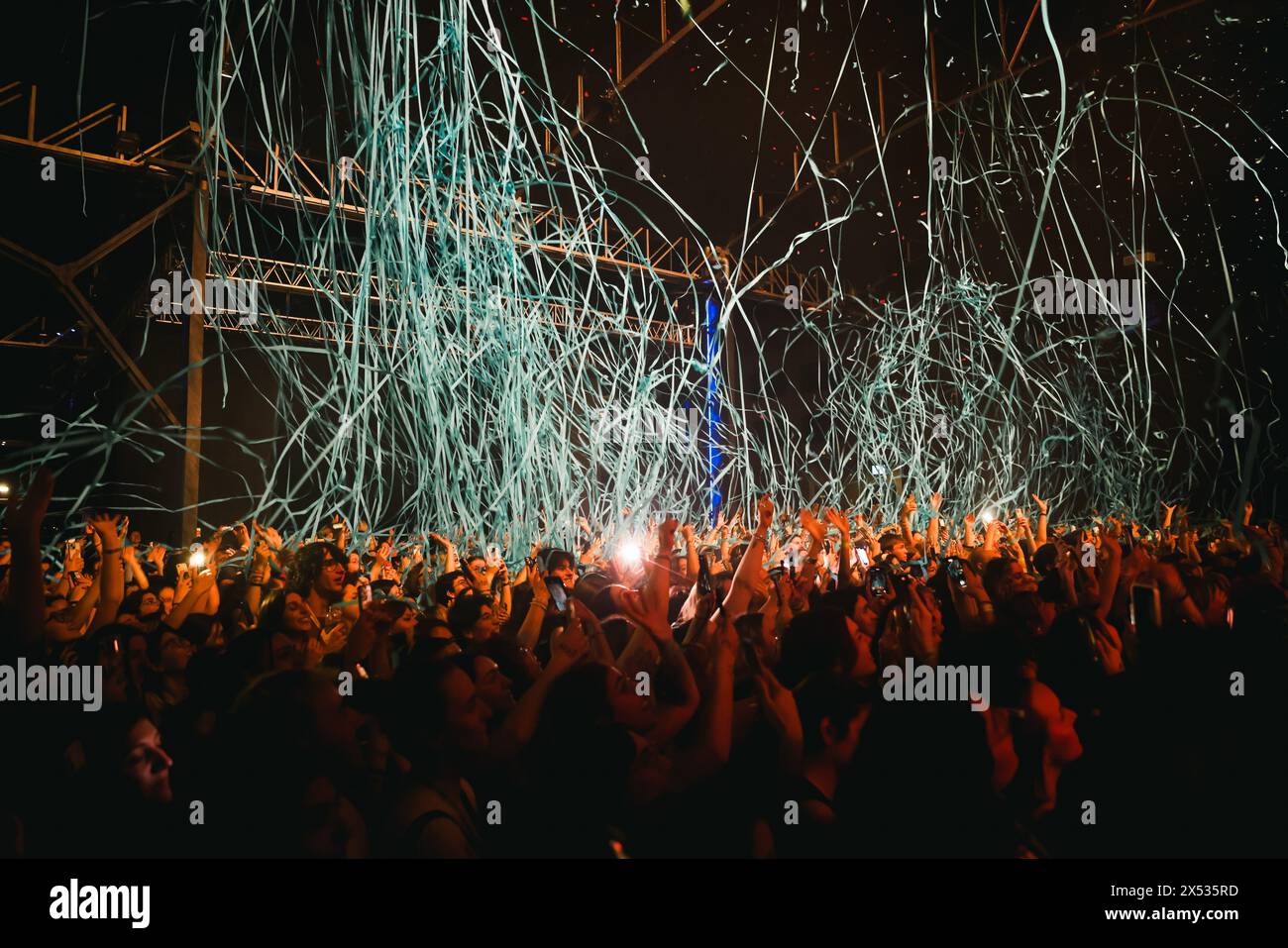 Milano, Italia. 6 maggio 2024. Milano, Luke Hemmings si esibisce in concerto a Fabrique. Nella foto: The audience Credit: Independent Photo Agency/Alamy Live News Foto Stock