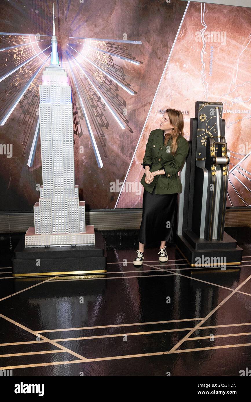 6 maggio 2024, New York, New York, Stati Uniti: Sua altezza reale Principessa Beatrice di York illumina l'Empire State Building in collaborazione con Outward bound per raccogliere fondi per il programma educativo. (Credit Image: © Lev Radin/Pacific Press via ZUMA Press Wire) SOLO PER USO EDITORIALE! Non per USO commerciale! Foto Stock