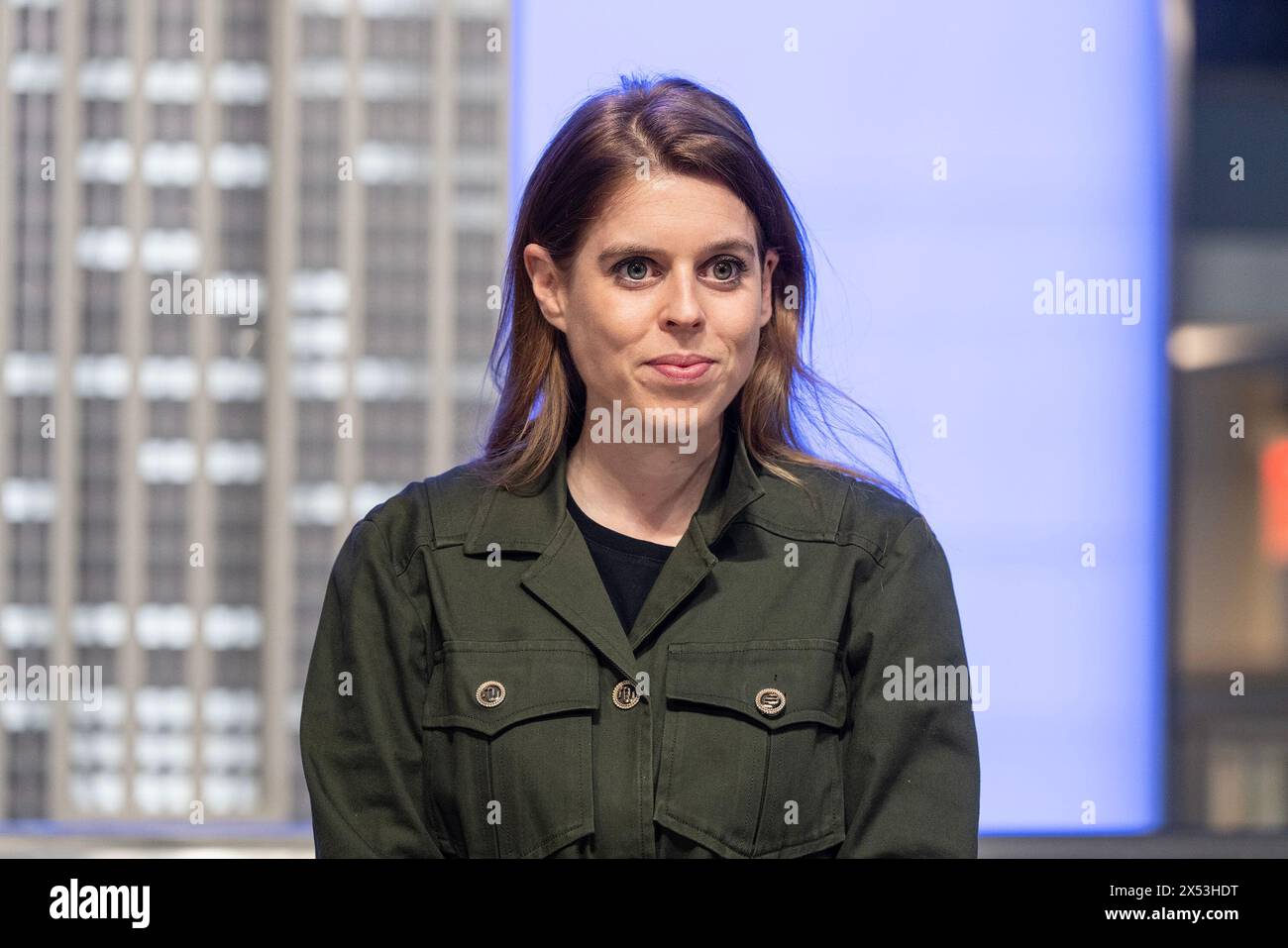 6 maggio 2024, New York, New York, Stati Uniti: Sua altezza reale Principessa Beatrice di York illumina l'Empire State Building in collaborazione con Outward bound per raccogliere fondi per il programma educativo. (Credit Image: © Lev Radin/Pacific Press via ZUMA Press Wire) SOLO PER USO EDITORIALE! Non per USO commerciale! Foto Stock