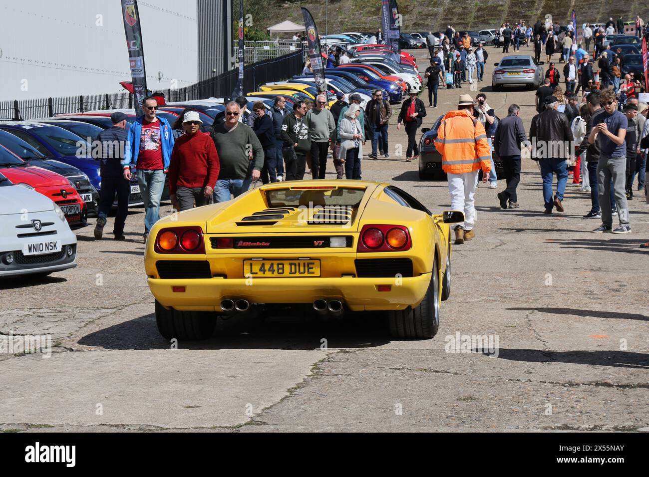 1994 Lamborghini Diablo VT all'Italian Car Day a Brooklands, 4 maggio 2024, Brooklands Museum, Weybridge, Surrey, Inghilterra, Regno Unito Foto Stock